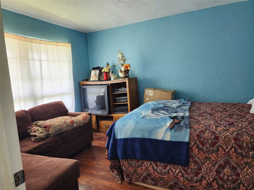 Photo 7 of 6815 Beard Road, Needville, TX