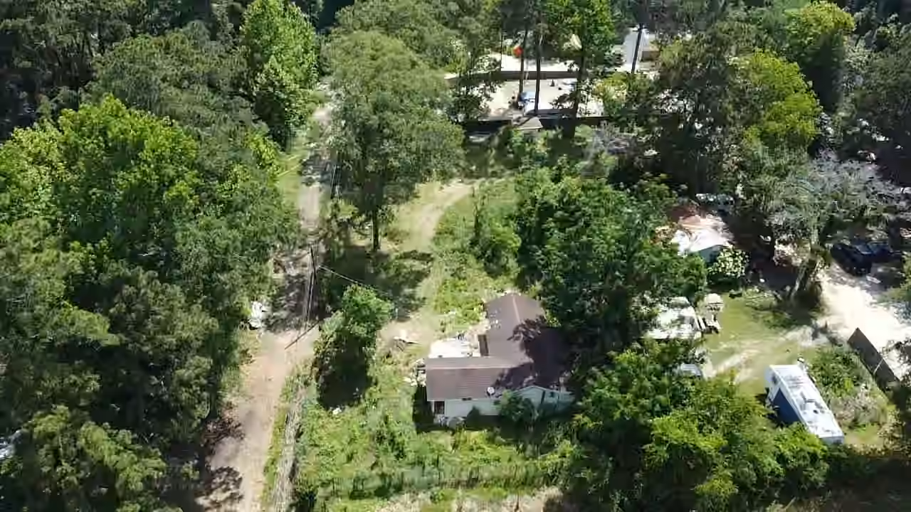 Photo 3 of 9621 Dogwood Lane, Houston, TX