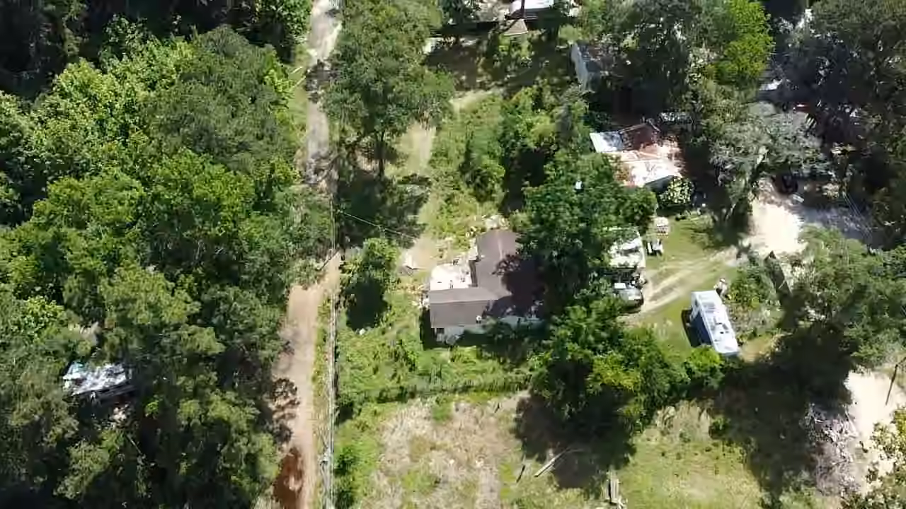 Photo 5 of 9621 Dogwood Lane, Houston, TX