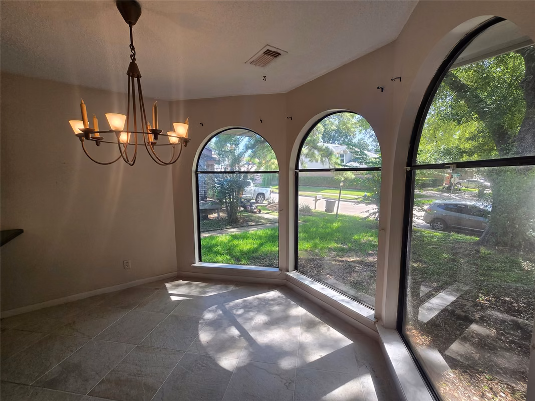 Photo 4 of 1614 Bradney Drive, Houston, TX