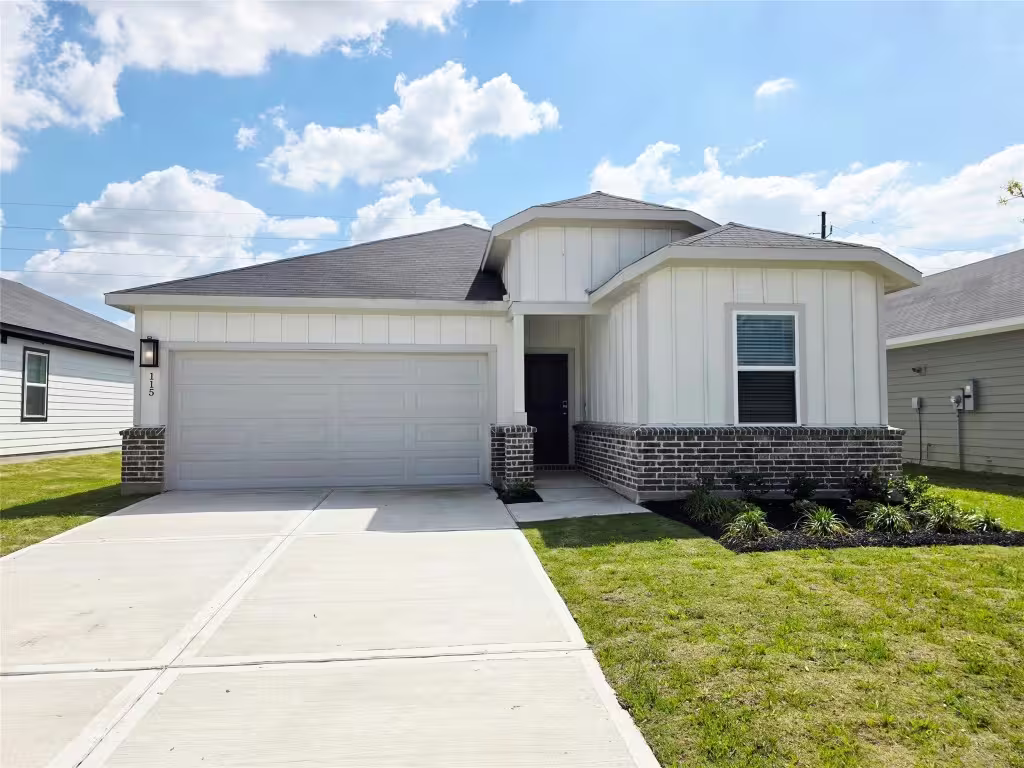 Photo of 115 Daylight Crest Drive, Crosby, TX 77532
