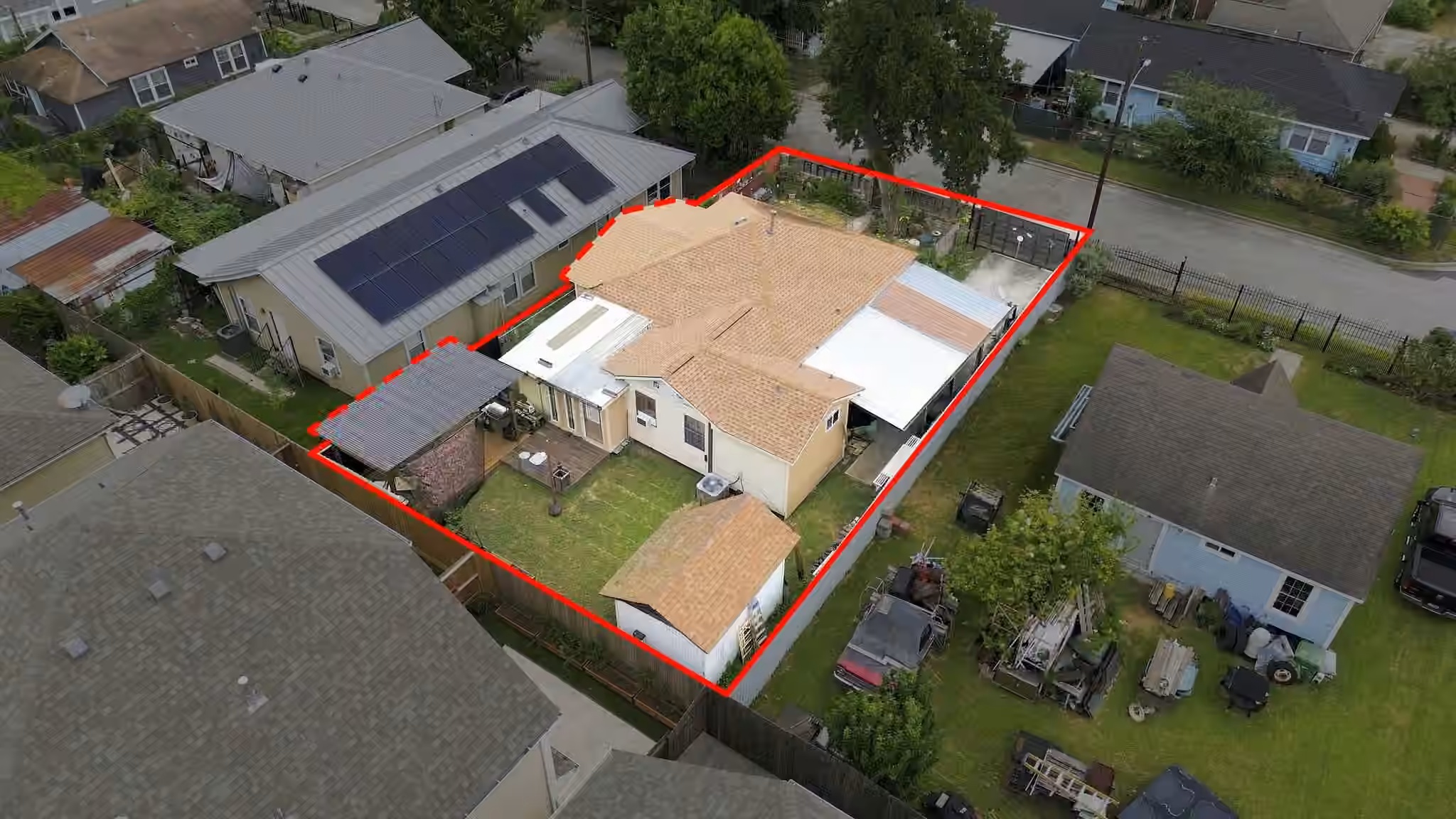 Photo 4 of 1205 Armstead Street, Houston, TX