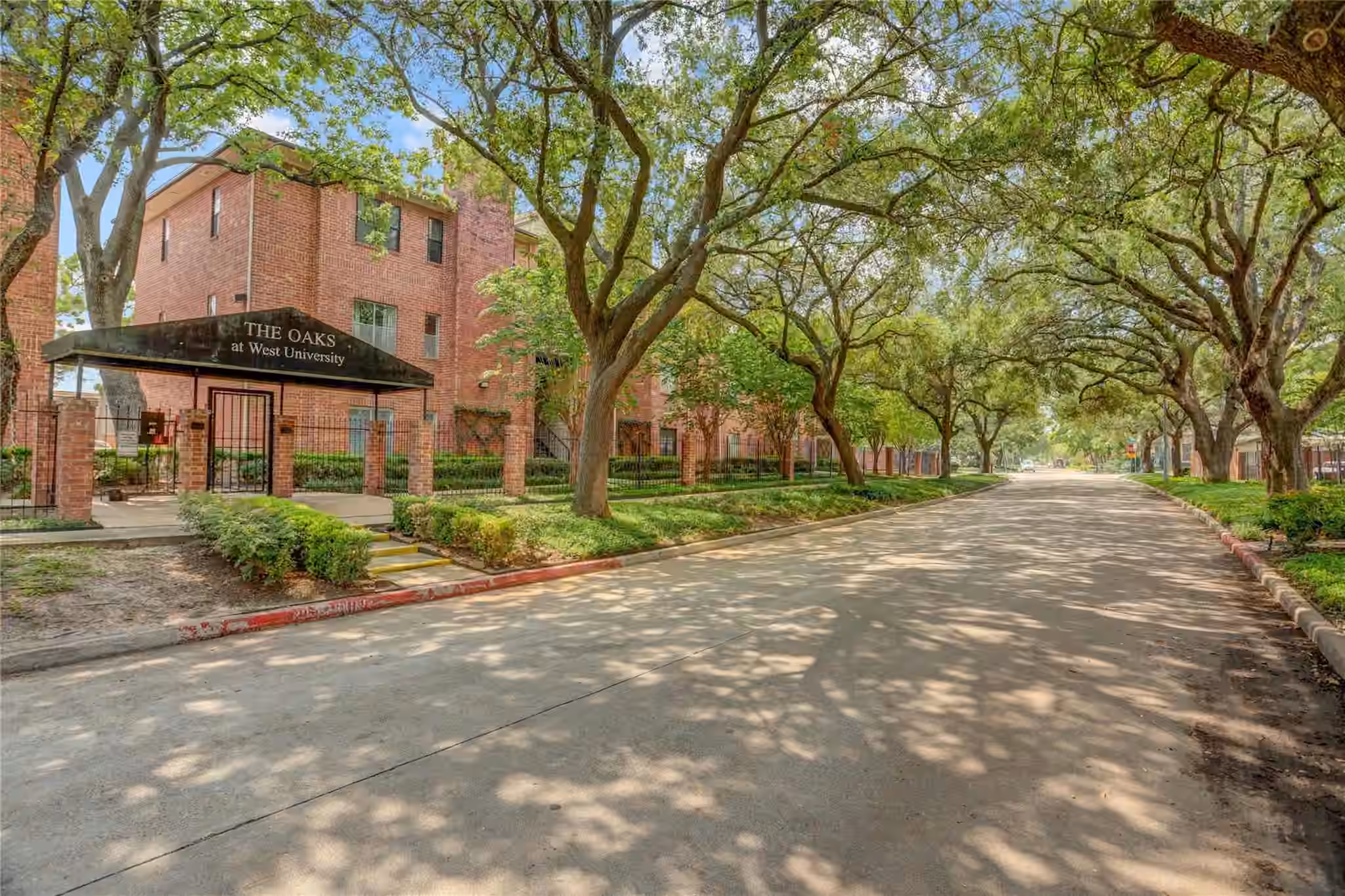 Photo of 4041 Law Street 606, Houston, TX