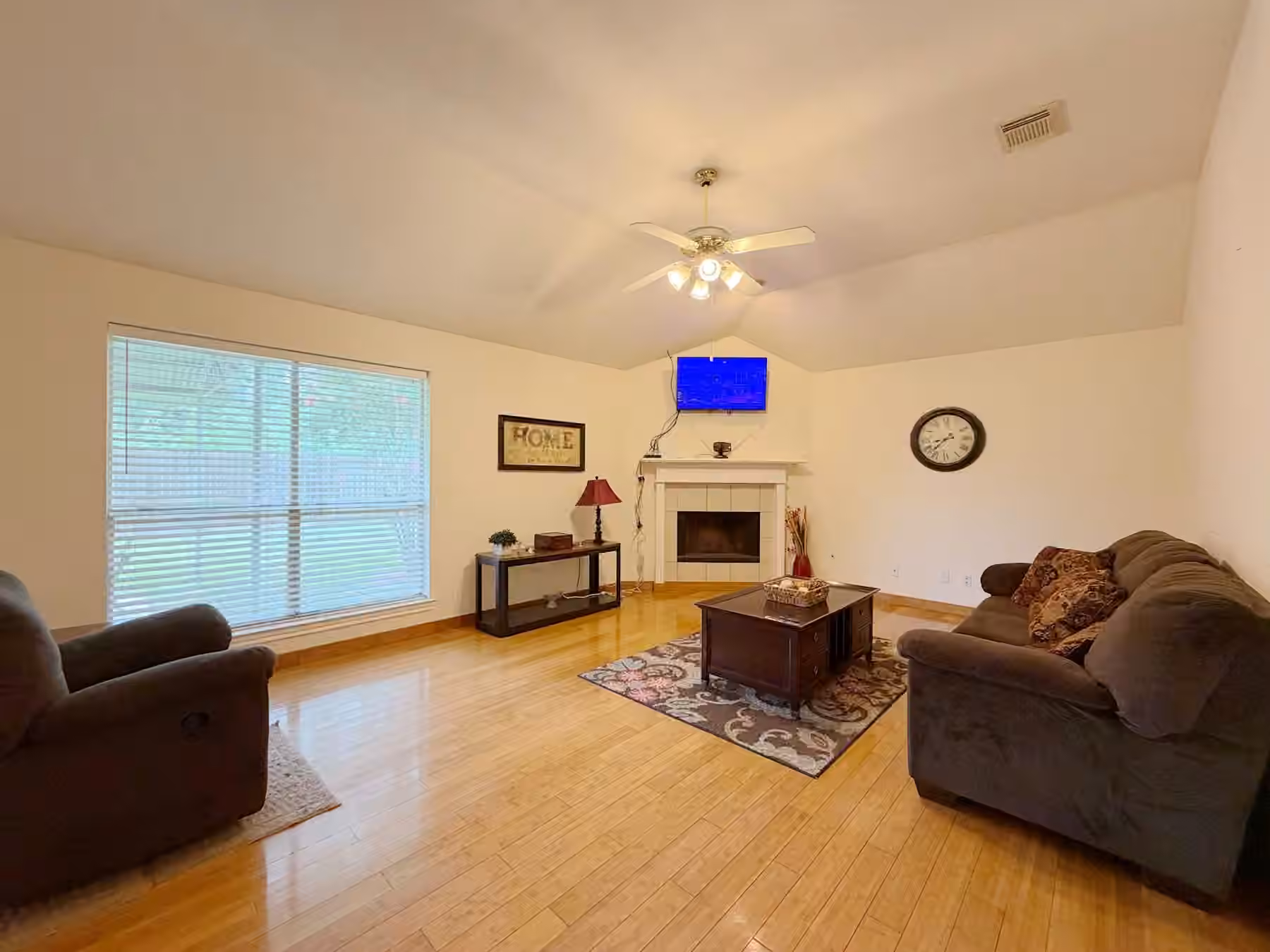Photo 4 of 3823 Canton, Pearland, TX