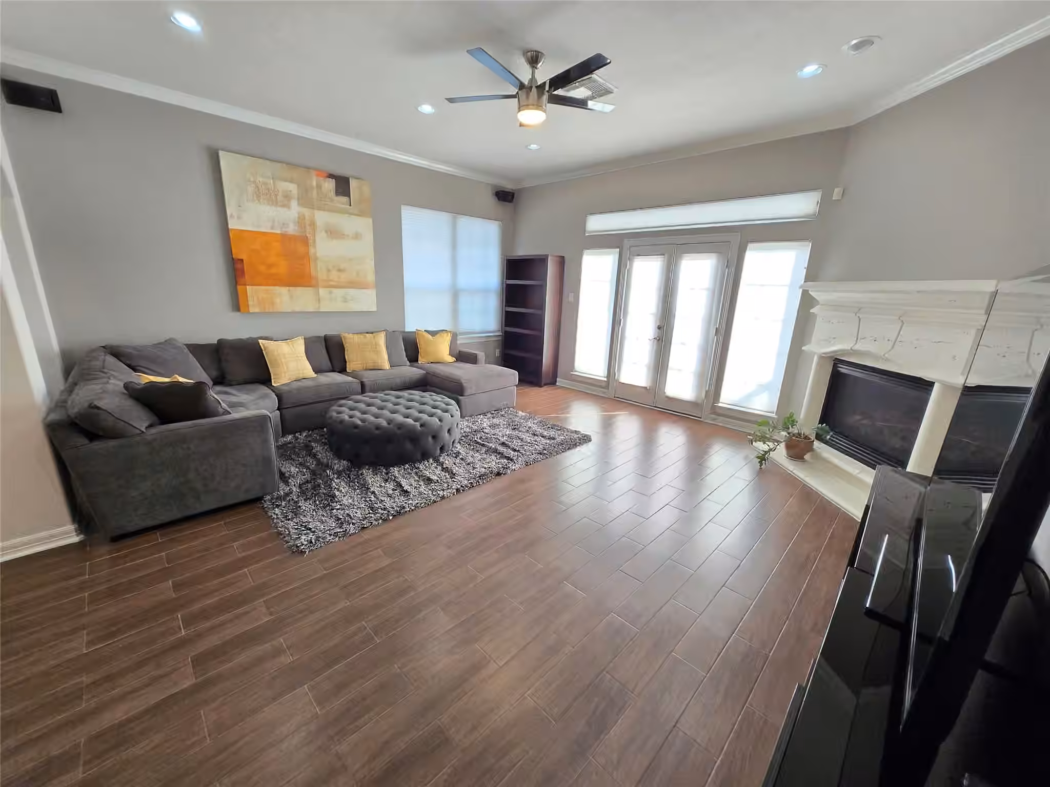 Photo 5 of 8020 Pagosa Springs Drive, Houston, TX