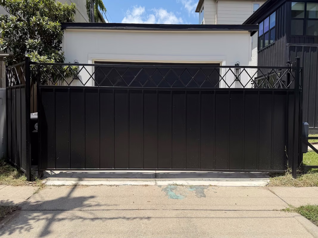 Photo 4 of 1601 Bonnie Brae Street, Houston, TX