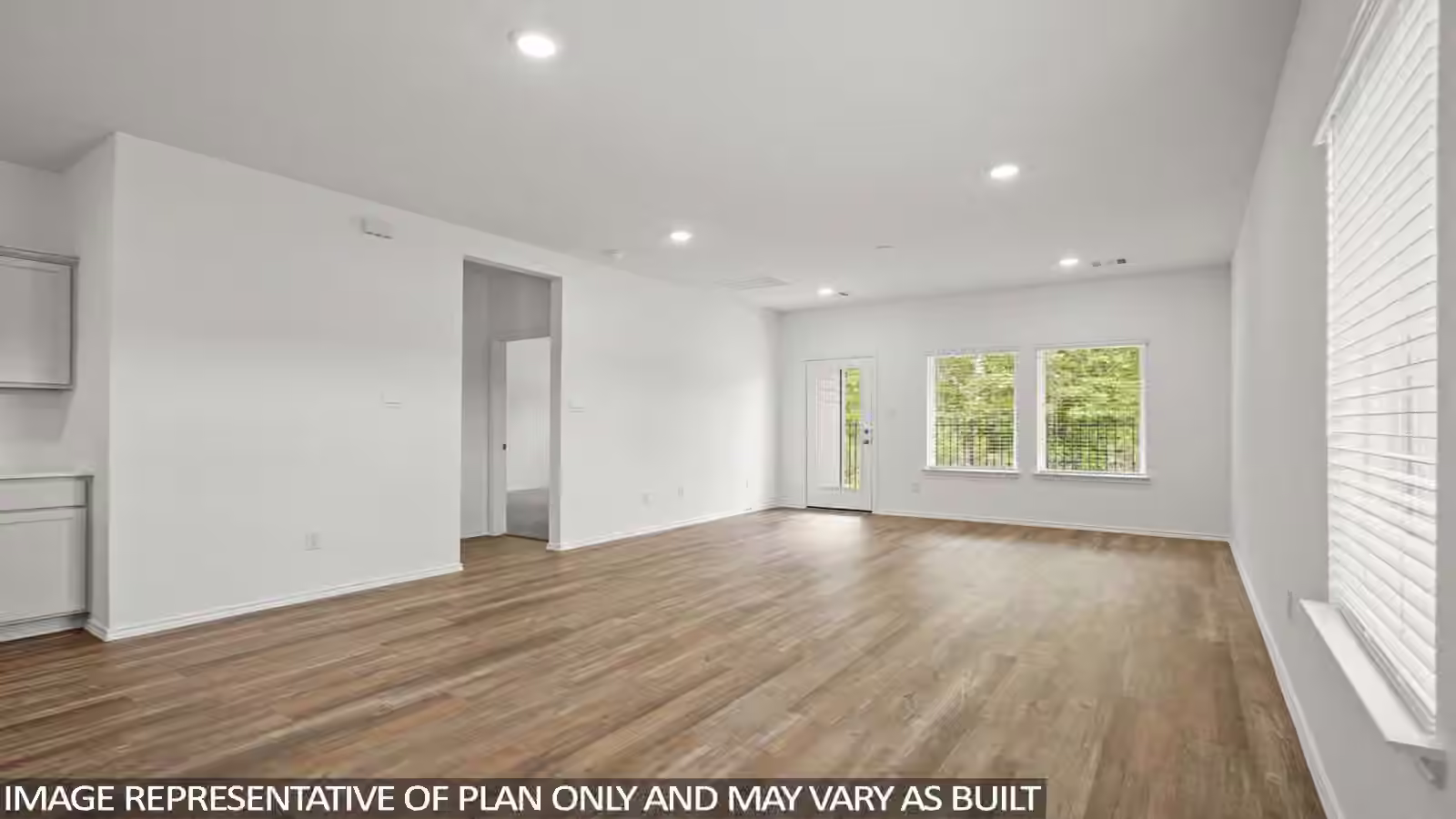 Photo 4 of 1671 Portia Lane, Conroe, TX