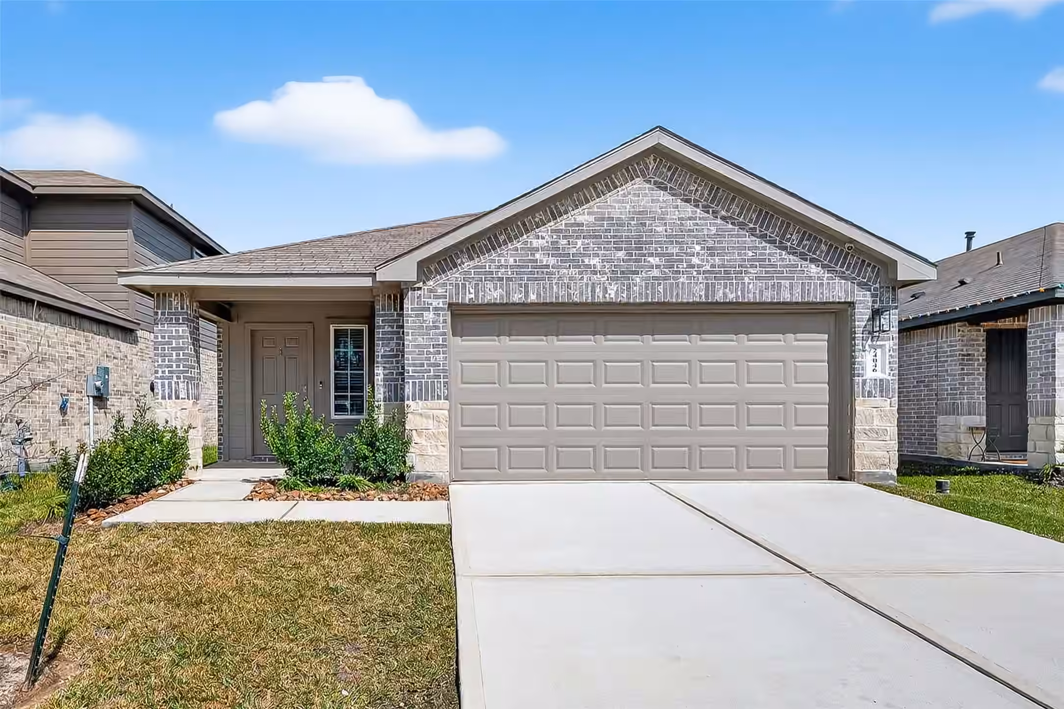 Photo 2 of 24046 Kentwood Springs Drive, Spring, TX