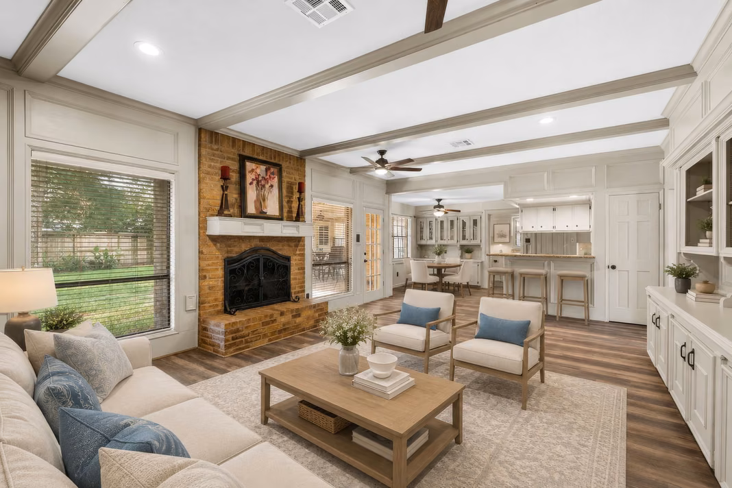 Photo 3 of 5406 Glenview Drive, Kingwood, TX