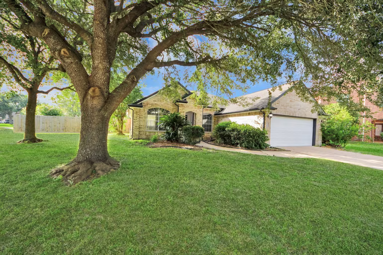 Photo of 16735 Keegans Ridge Way Drive, Houston, TX