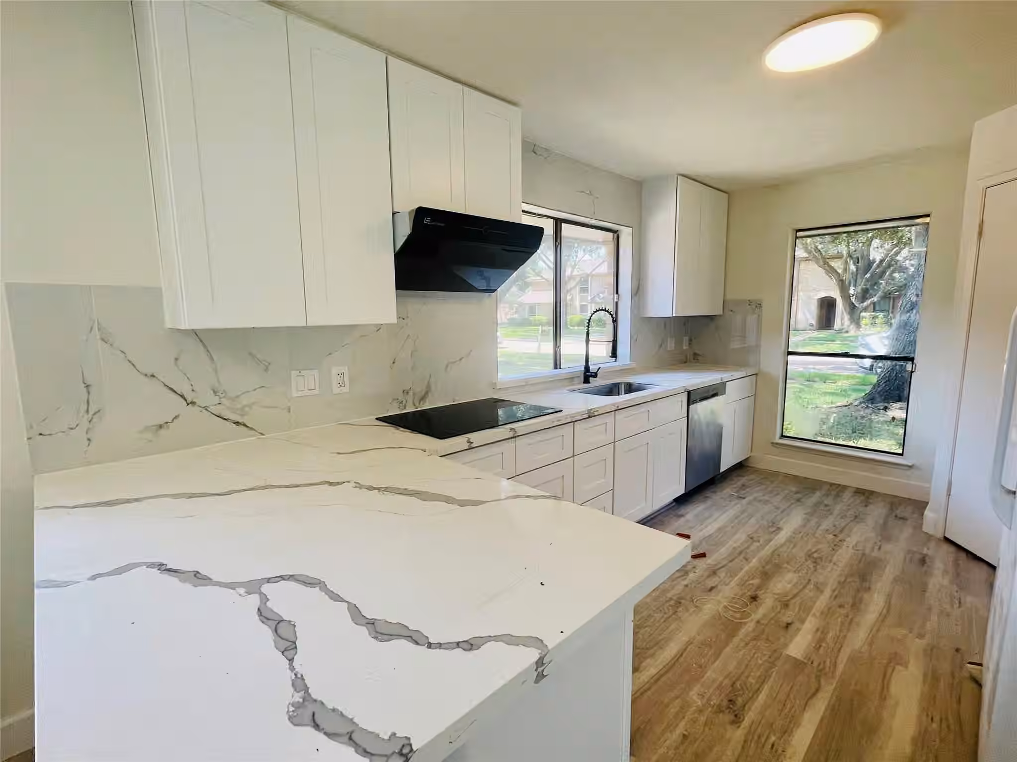 Photo 2 of 3014 Edgewood Drive, Sugar Land, TX