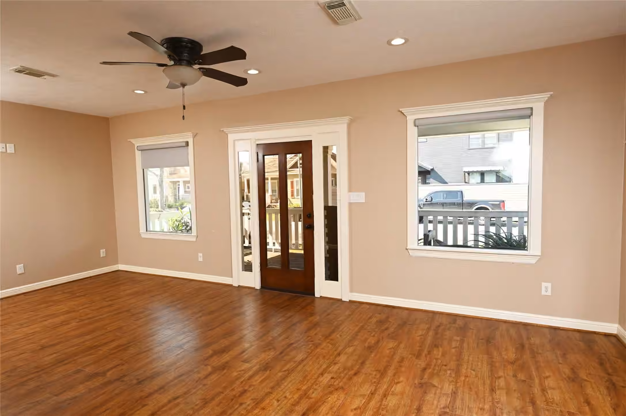 Photo 6 of 608 Archer Street, Houston, TX