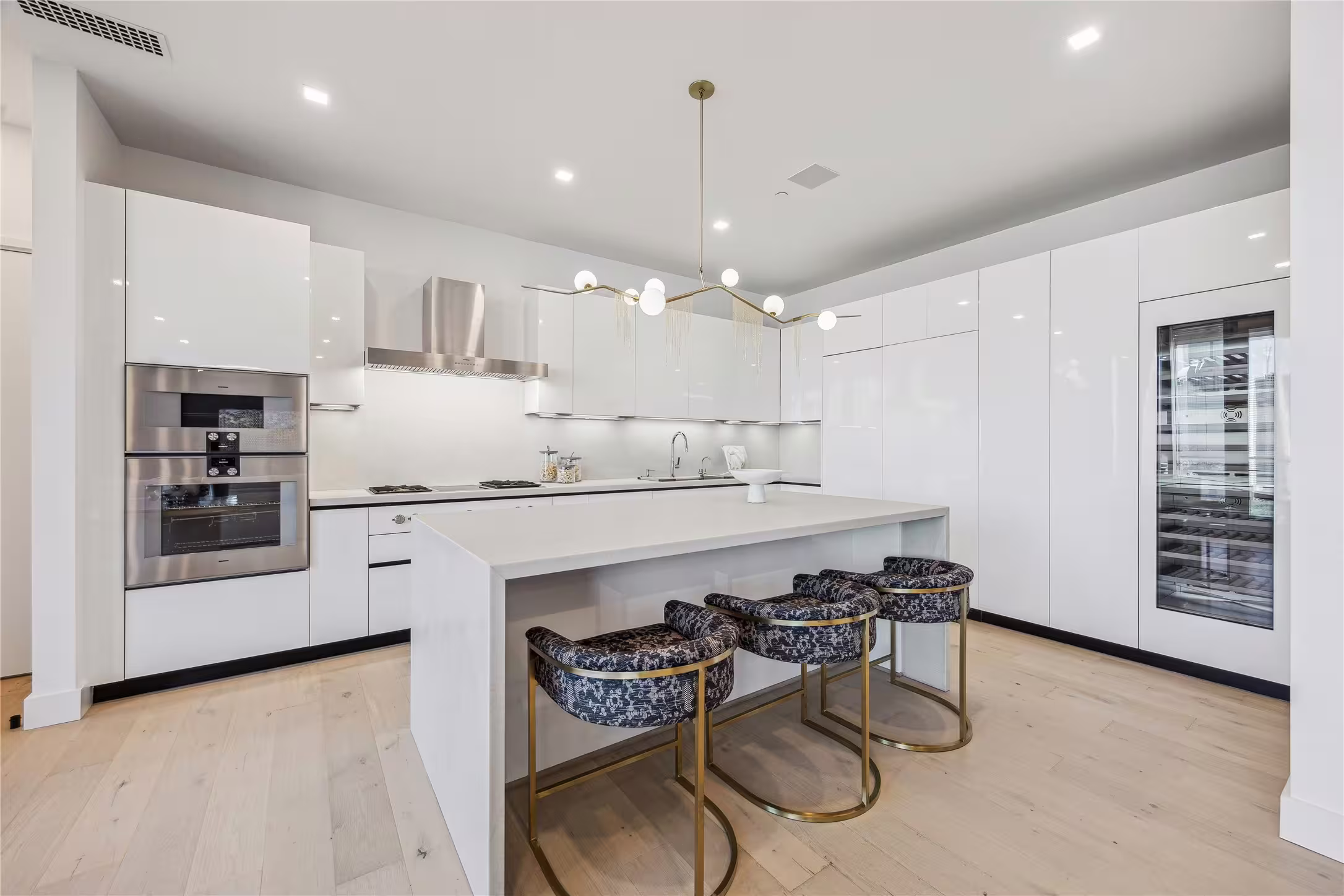 Photo 5 of 1711 Allen Parkway 2505, Houston, TX