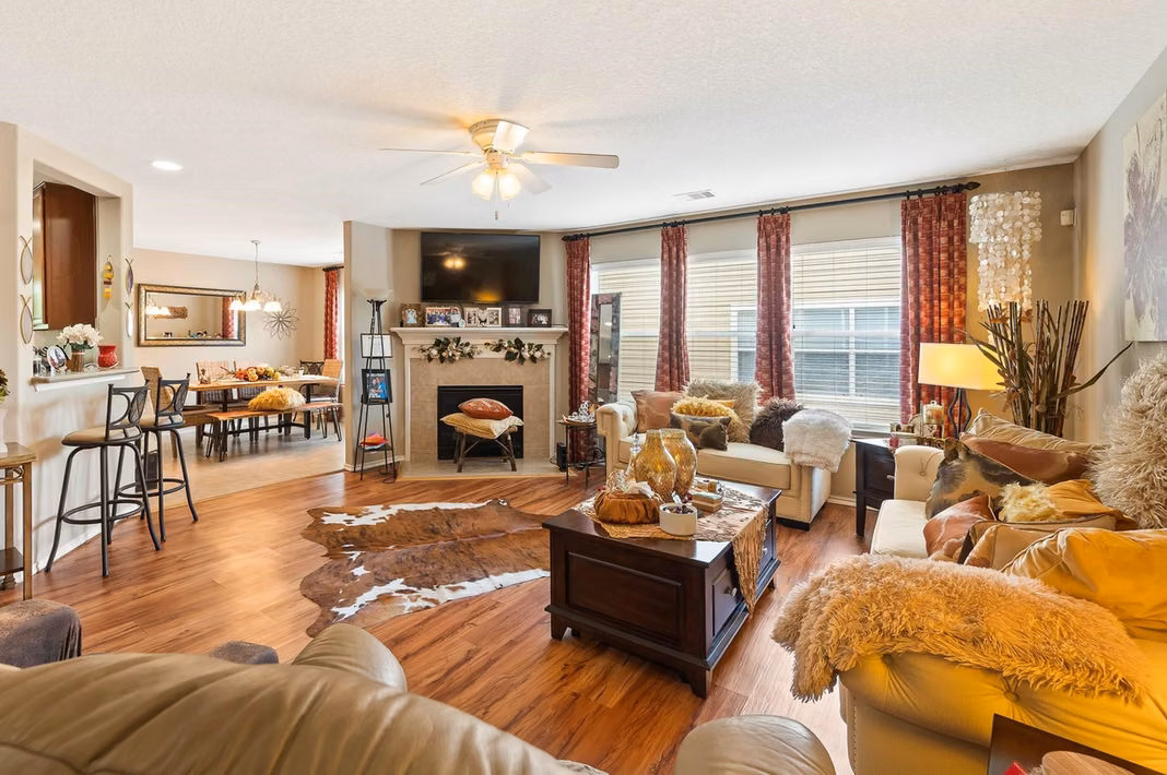 Photo 7 of 13600 Breton Ridge 25E, Houston, TX