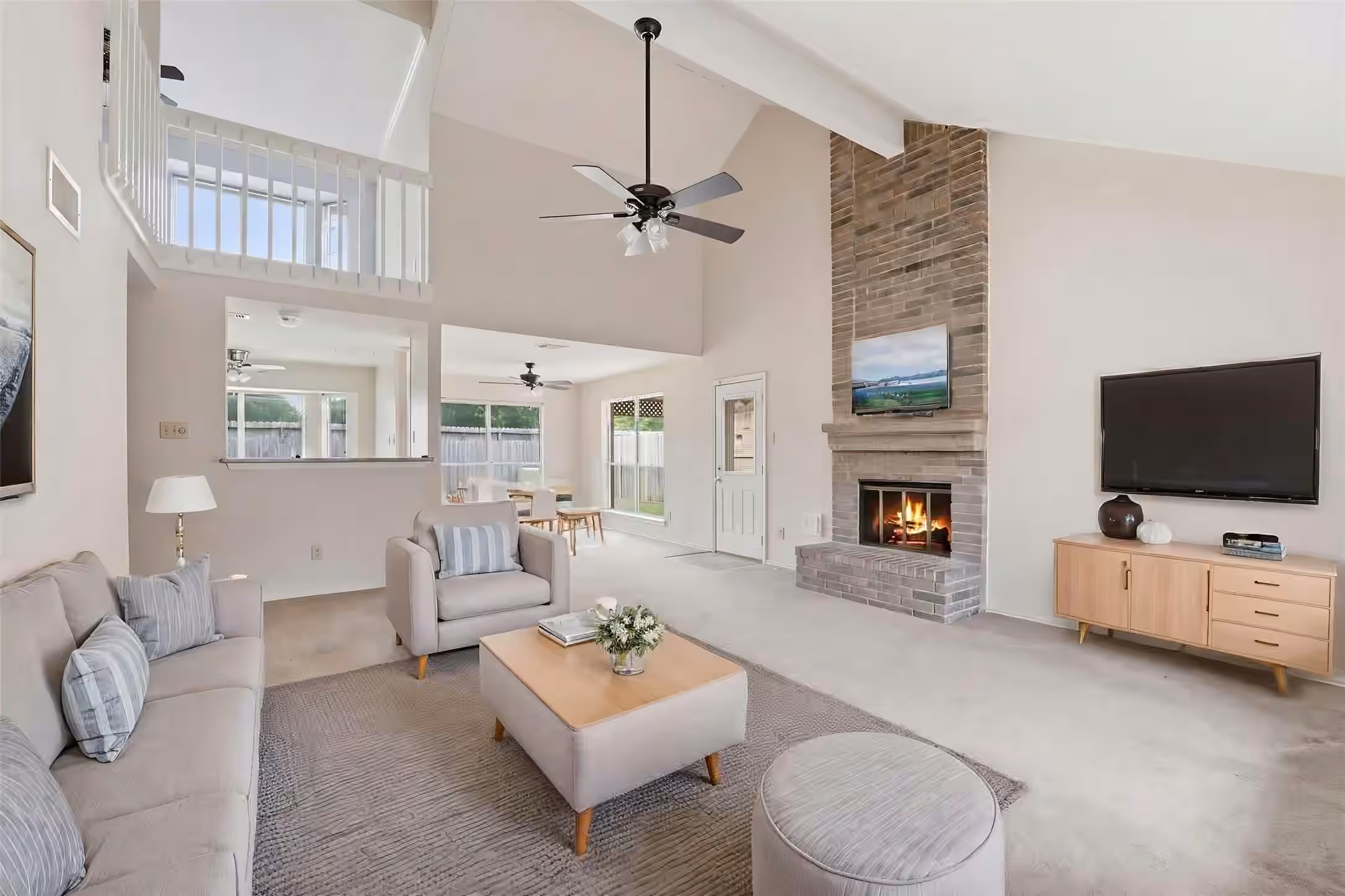 Photo 4 of 7730 Covington Drive, Houston, TX