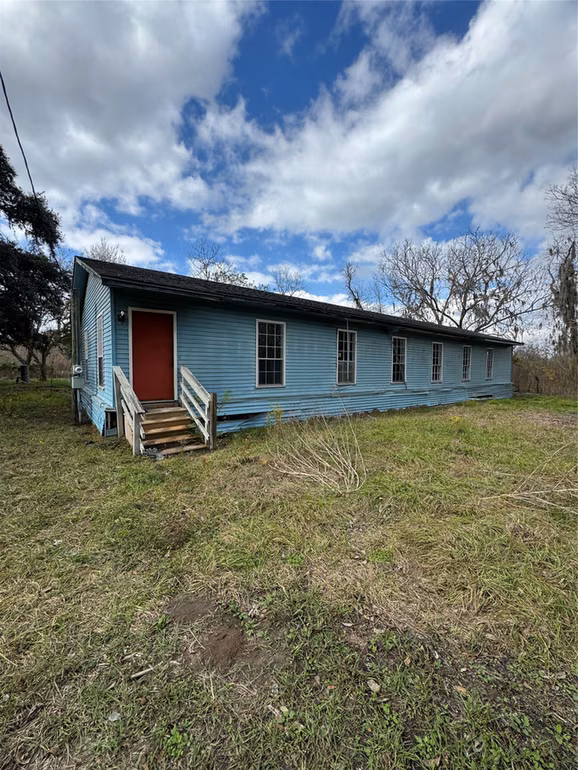 Photo 4 of 2941 County Road 352, Brazoria, TX