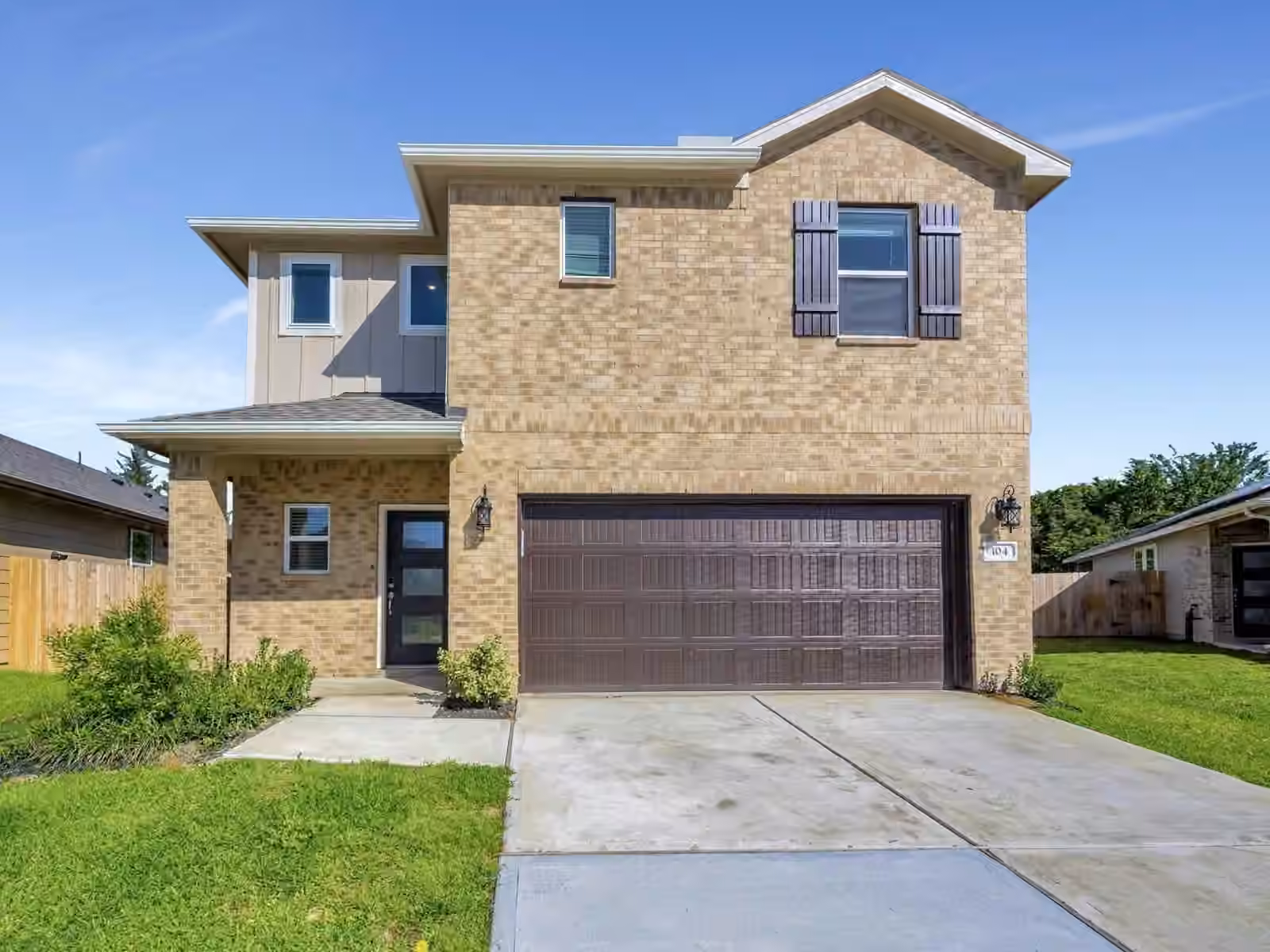 Photo 2 of 104 Clay Creek Lane, Montgomery, TX