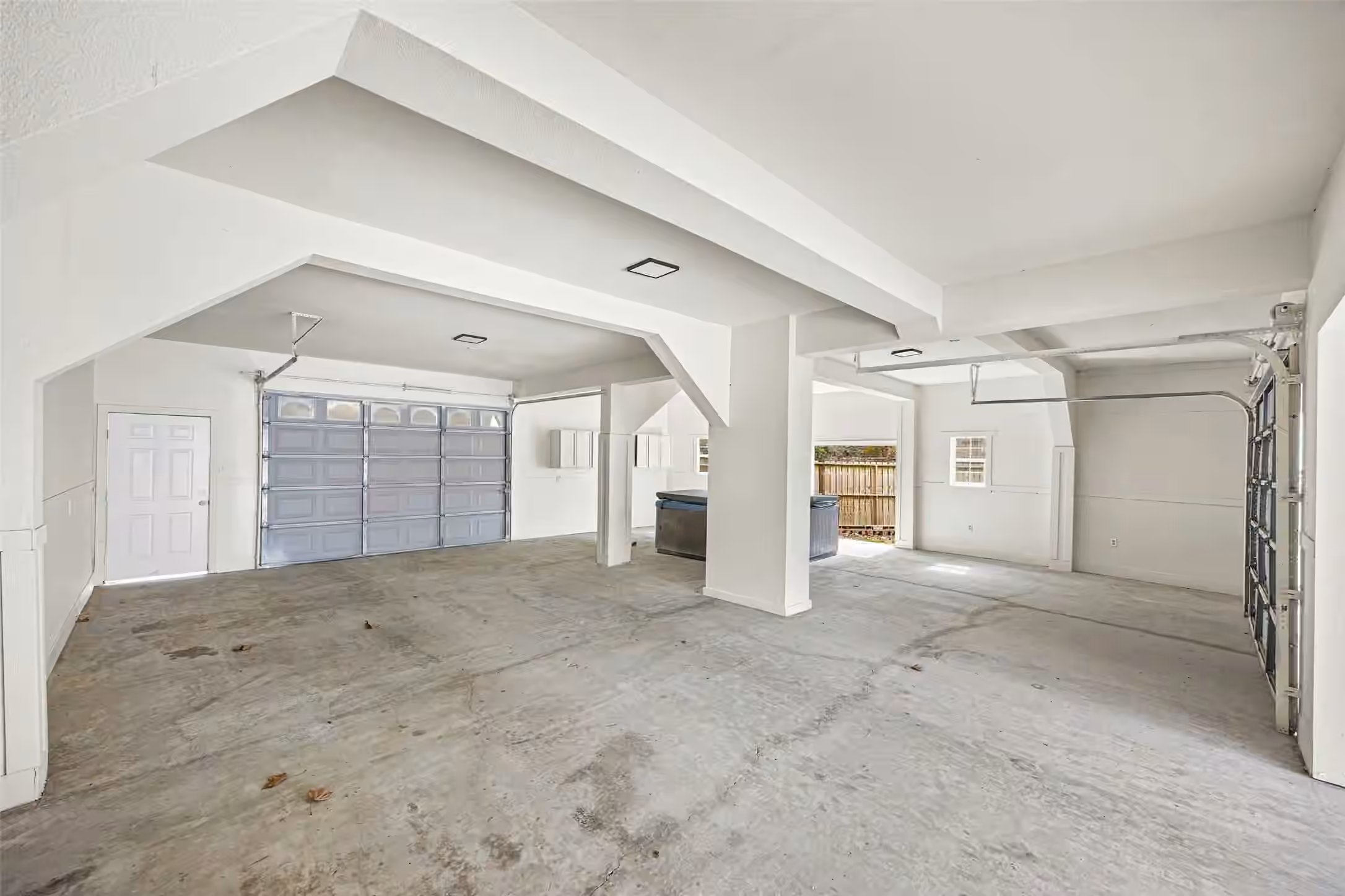 Photo 6 of 12710 Mcclosky Street, Houston, TX
