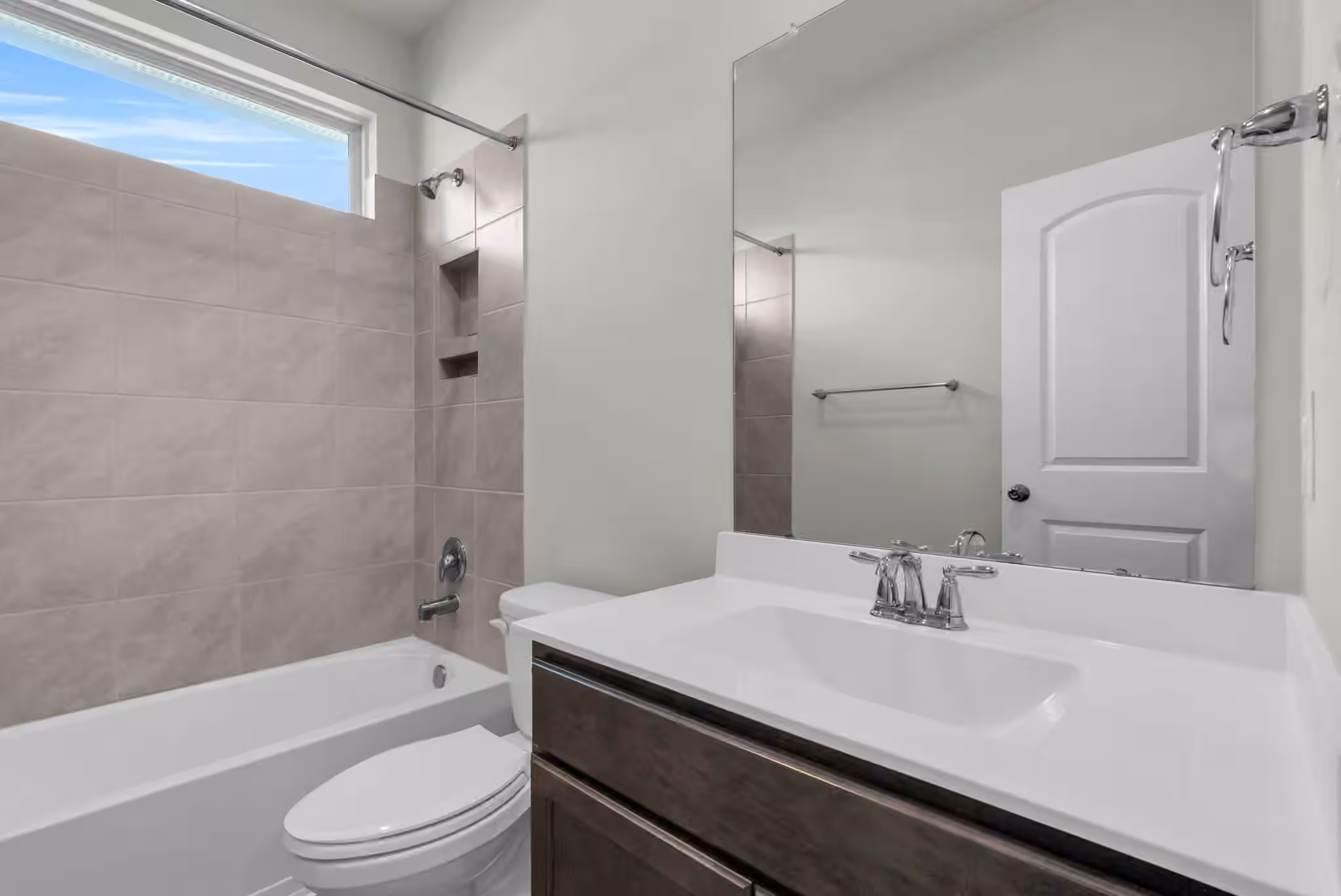 Photo 7 of 12726 Durham Creek Lane, Tomball, TX