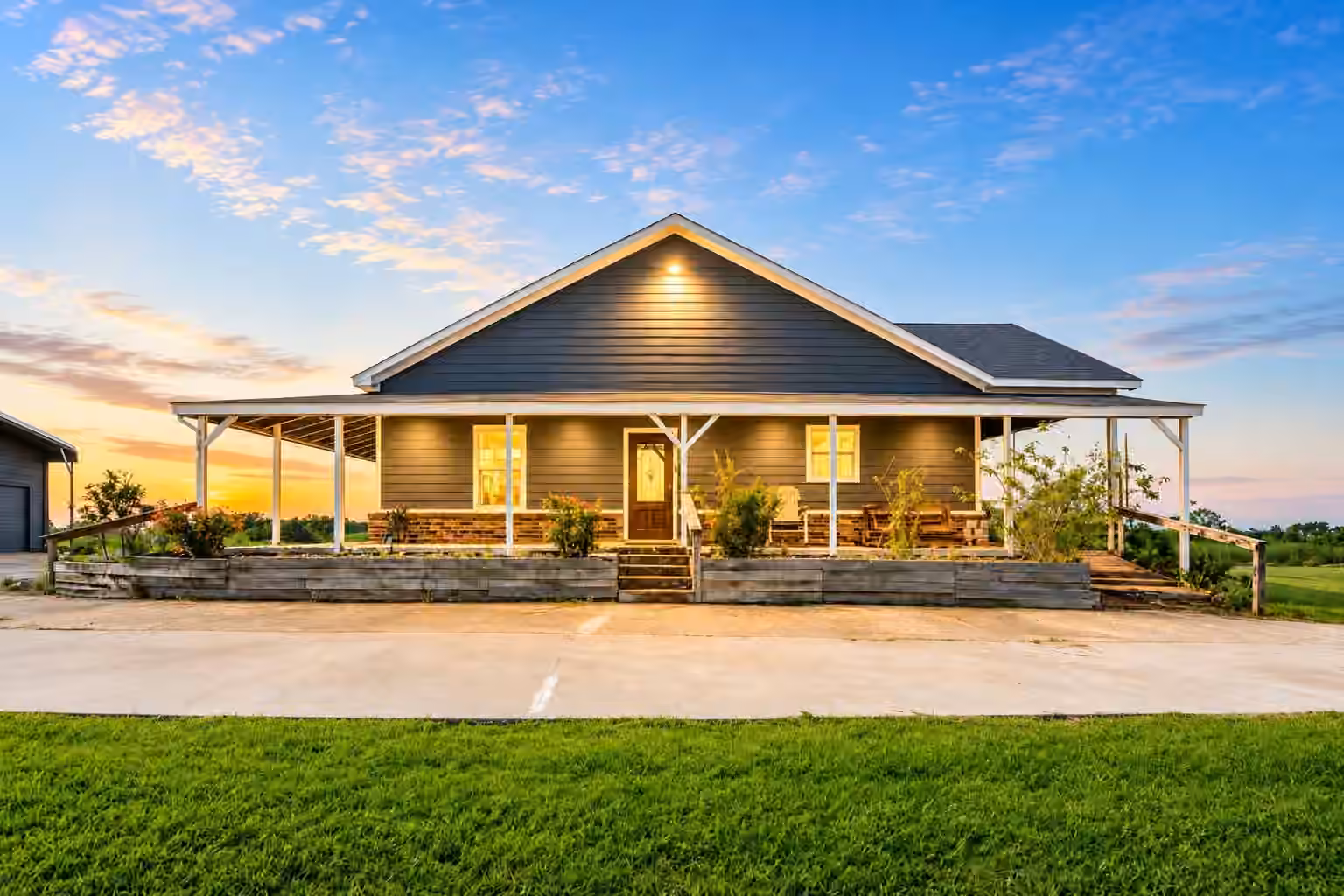 Photo 4 of 21902 Ramsey Road, Crosby, TX