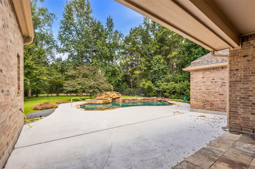 Photo 4 of 27434 Whispering Maple Way, Spring, TX