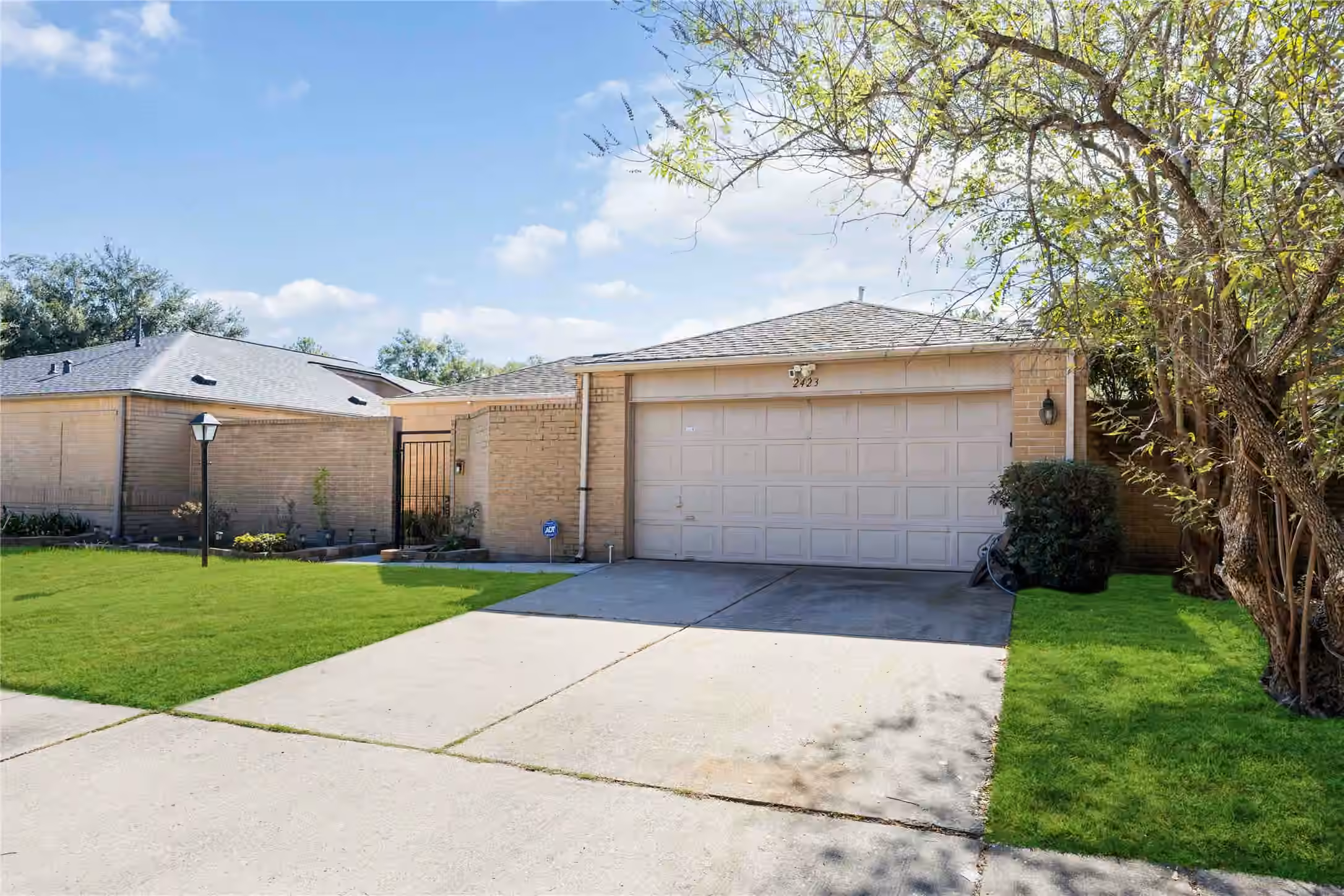 Photo of 2423 Prides Crossing Road, Houston, TX