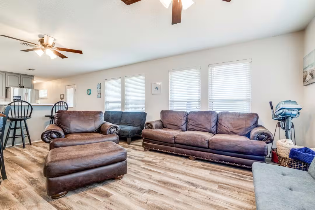Photo 5 of 681 Bluewater, Sargent, TX