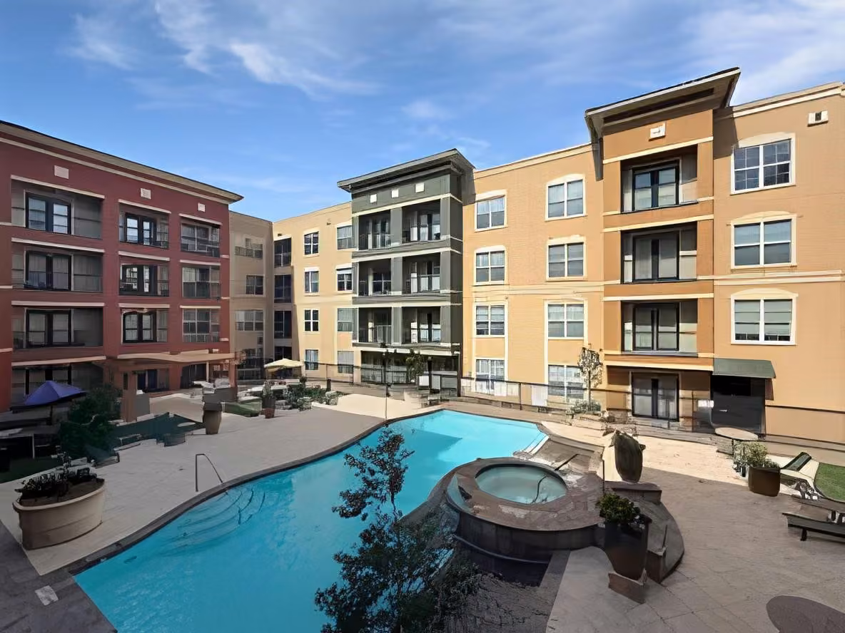 Photo 3 of 1711 Old Spanish Trail 107, Houston, TX