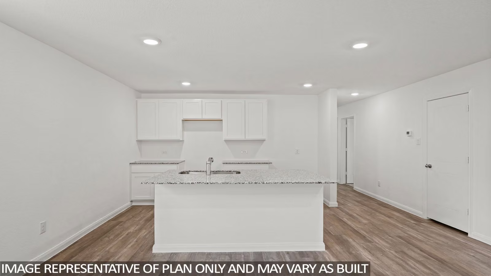 Photo 4 of 13016 McCrorey Trails Drive, Conroe, TX
