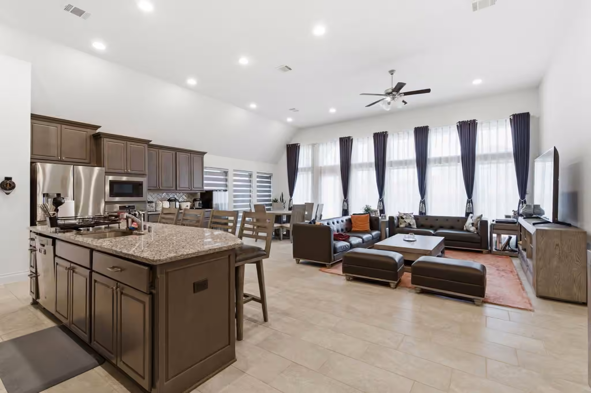 Photo 4 of 3117 Primrose Canyon Lane, Pearland, TX