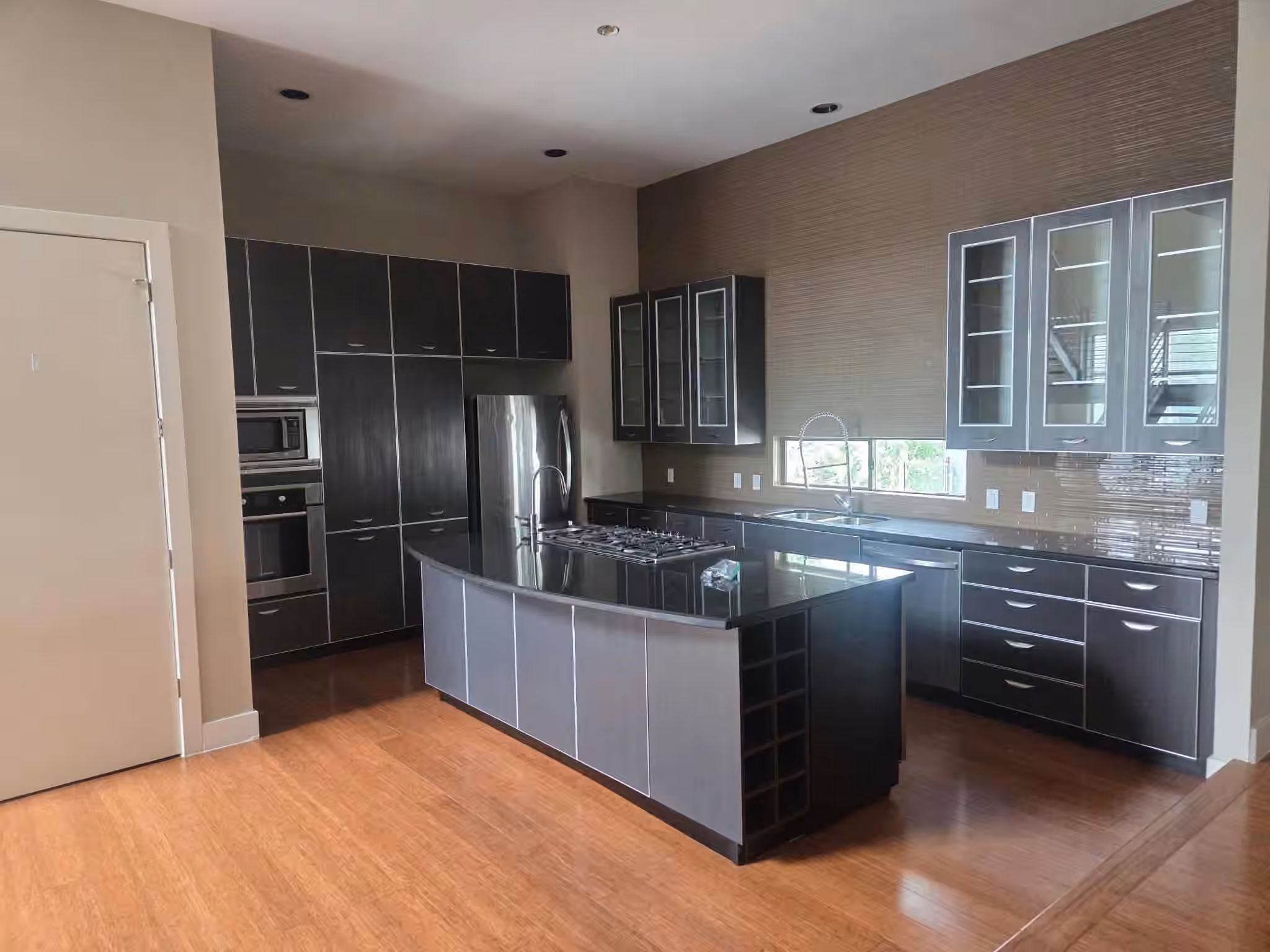 Photo 5 of 1318 Crockett Street, Houston, TX
