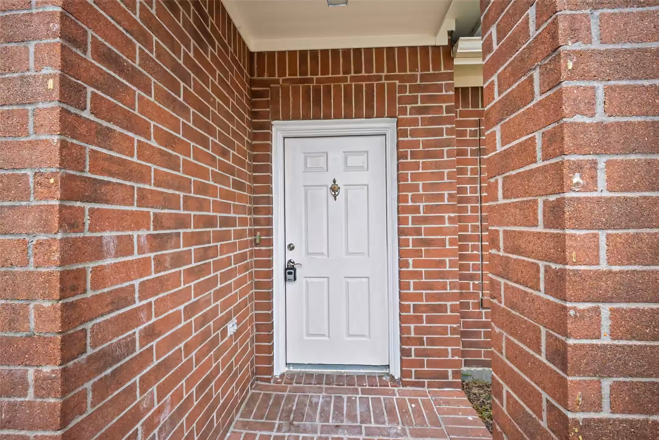 Photo 3 of 26106 Cypresswood Drive, Spring, TX