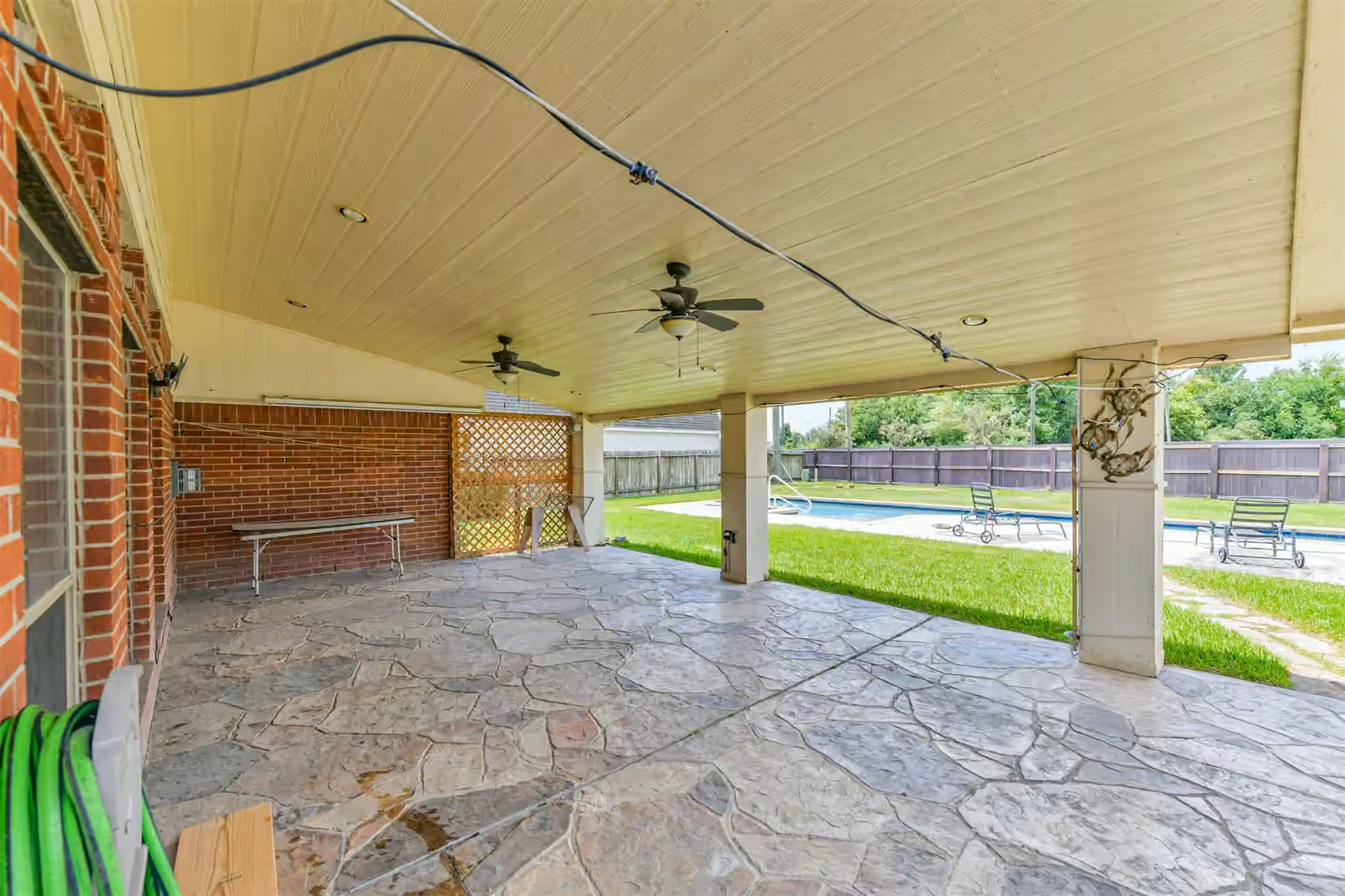 Photo 4 of 2614 Brahman Drive, Manvel, TX