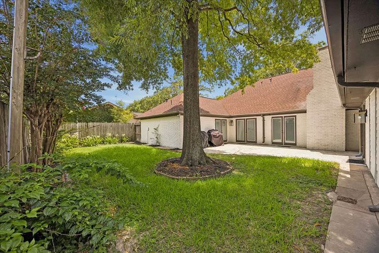 Photo 5 of 2930 Riata Lane, Houston, TX