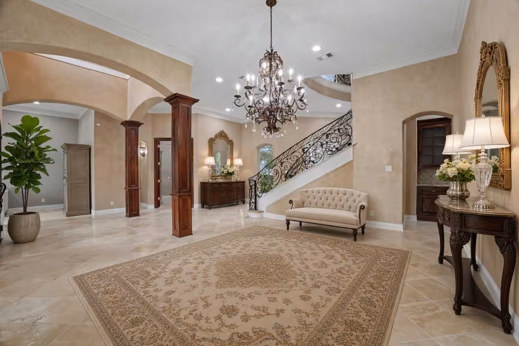 Photo 2 of 15611 Oyster Cove Drive, Sugar Land, TX