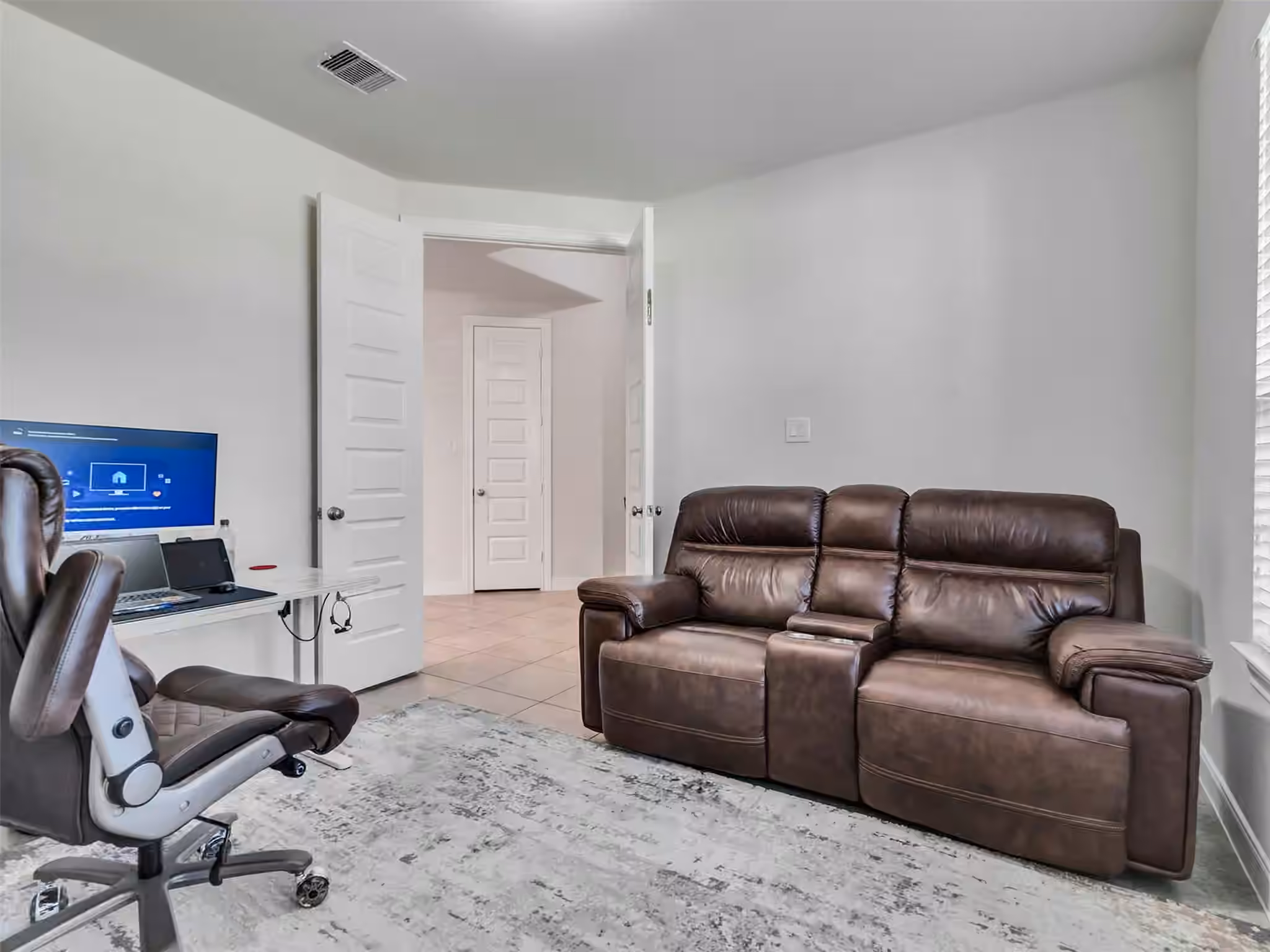 Photo 5 of 19907 Sagebrush Hollow Drive, Cypress, TX