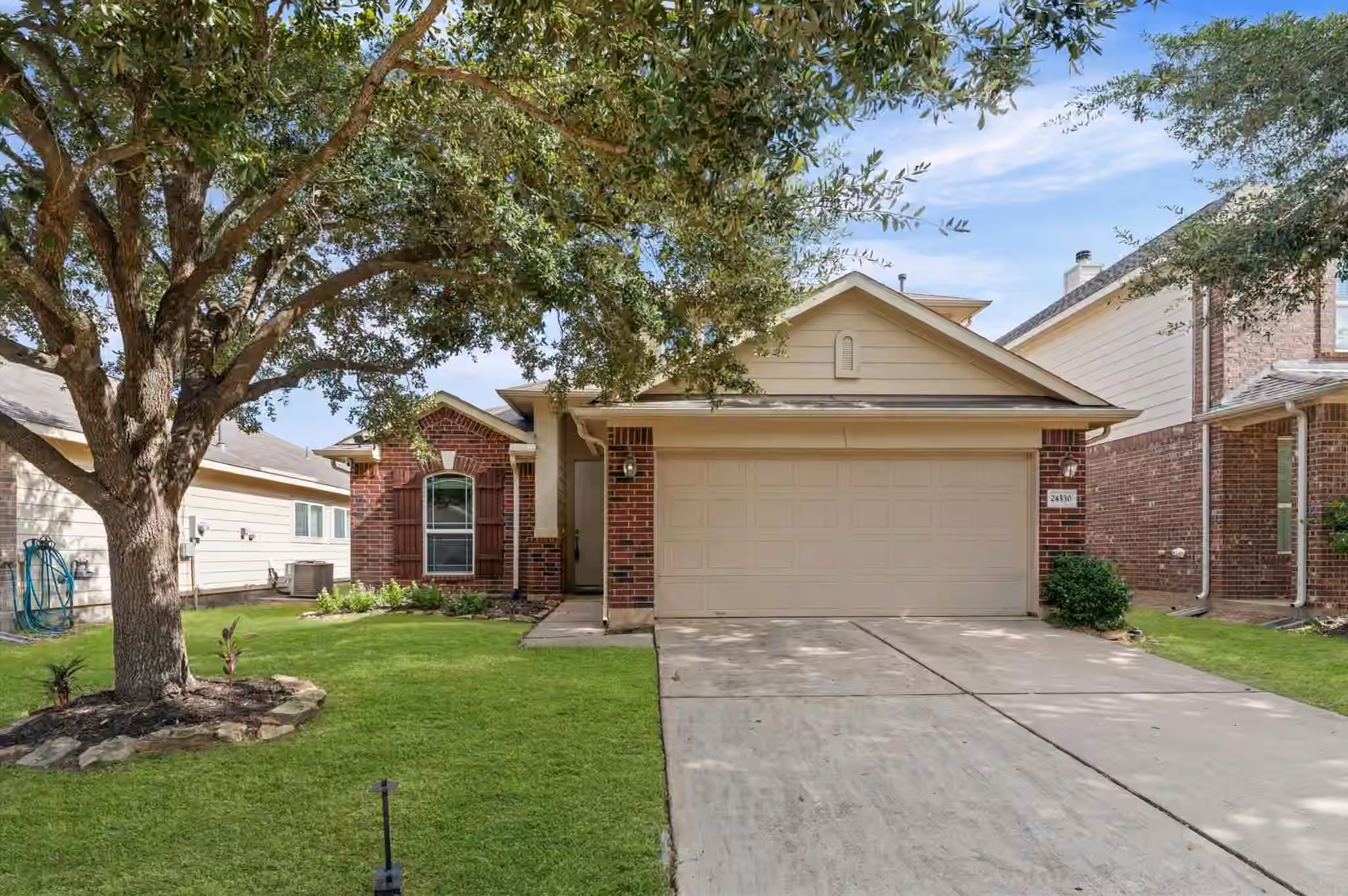 Photo 2 of 24530 Lakecrest Town Drive, Katy, TX