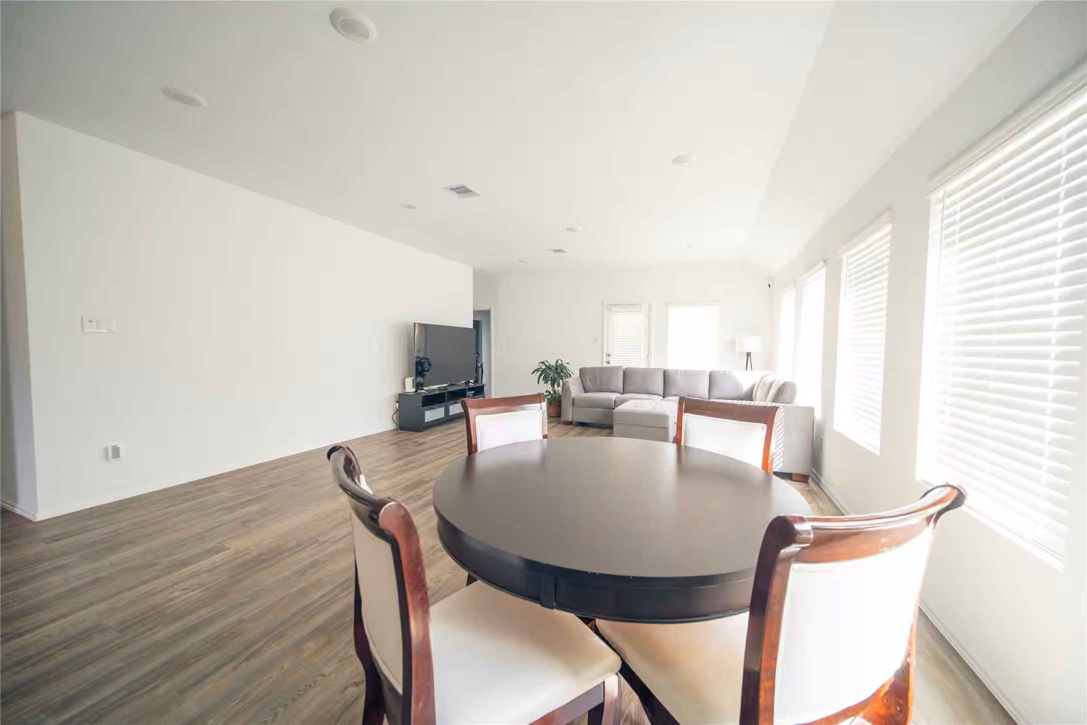 Photo 4 of 2607 Olivine Stone Drive, Richmond, TX