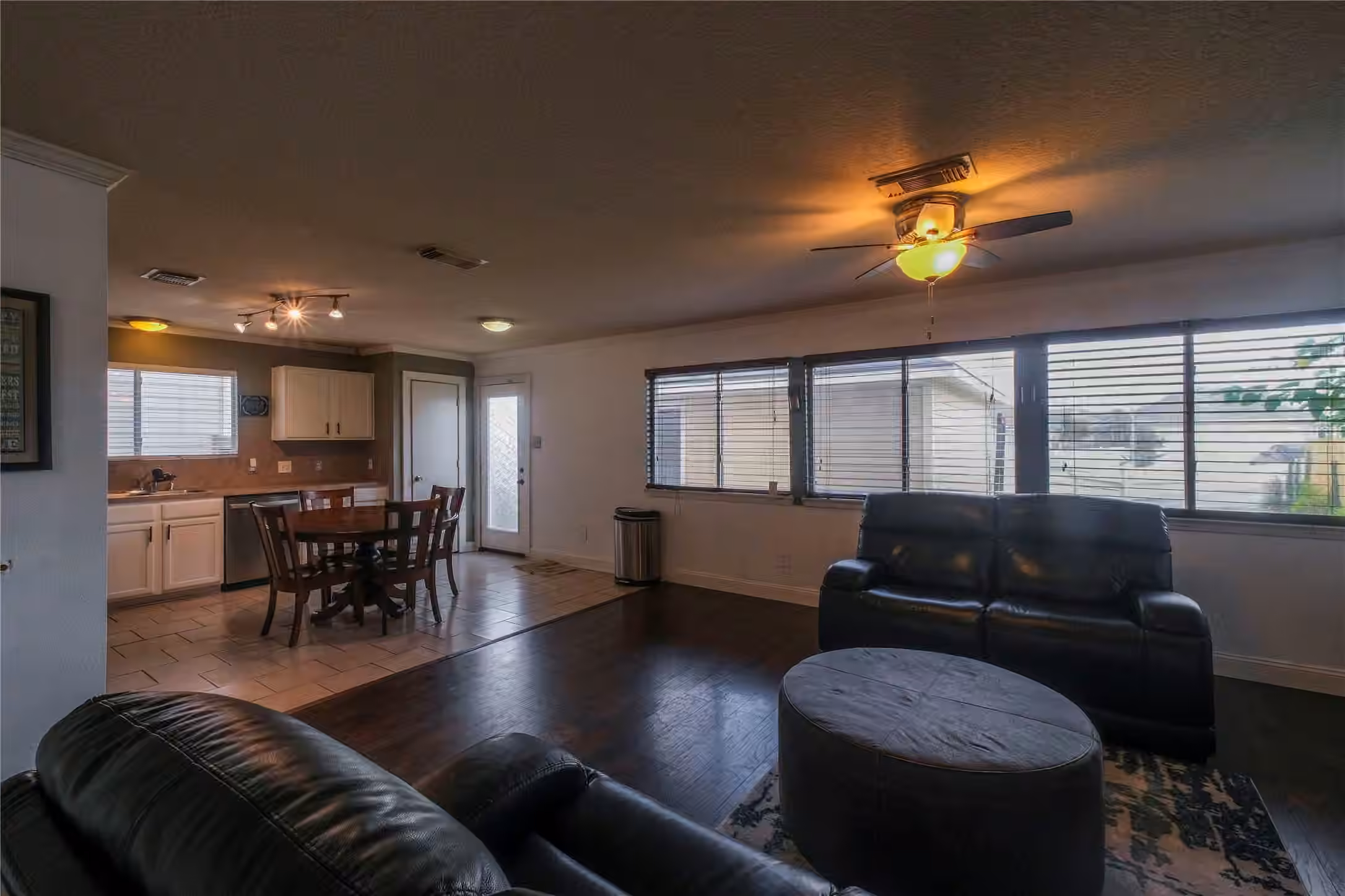 Photo 4 of 614 Pinto Springs Lane, Houston, TX