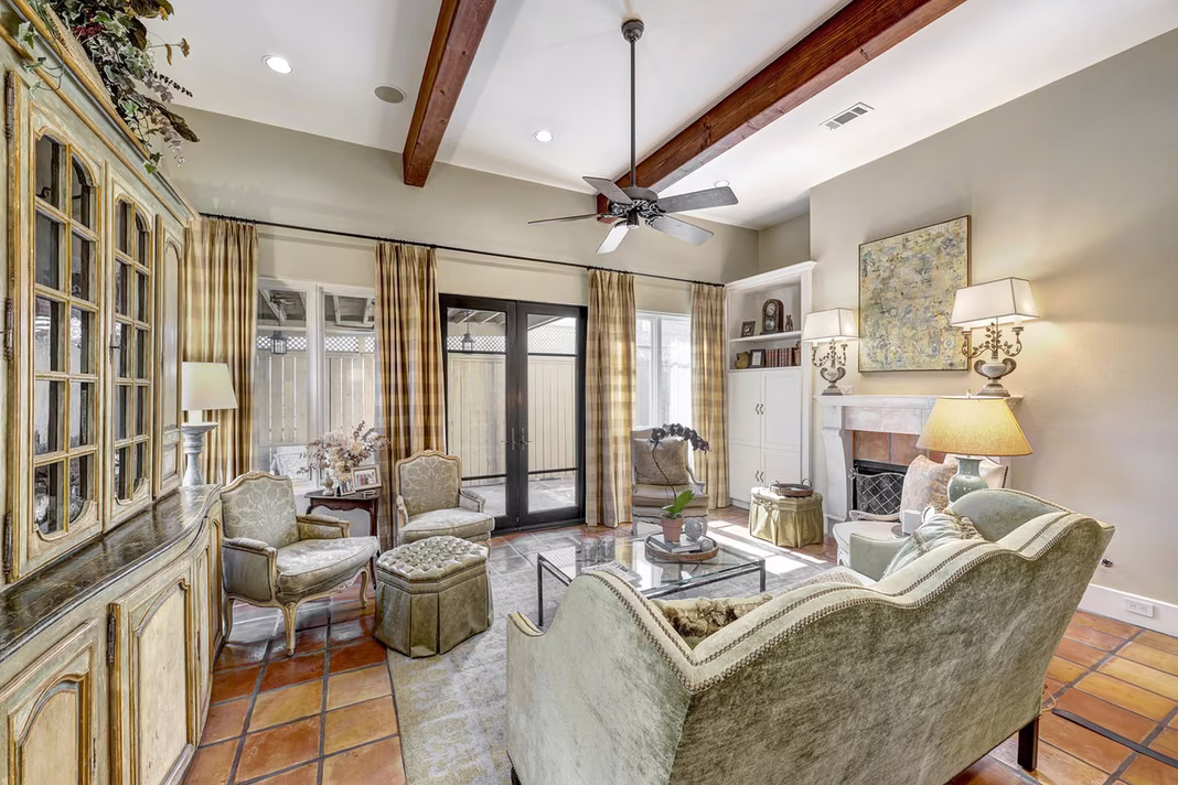 Photo 5 of 16 Lana Lane B, Houston, TX
