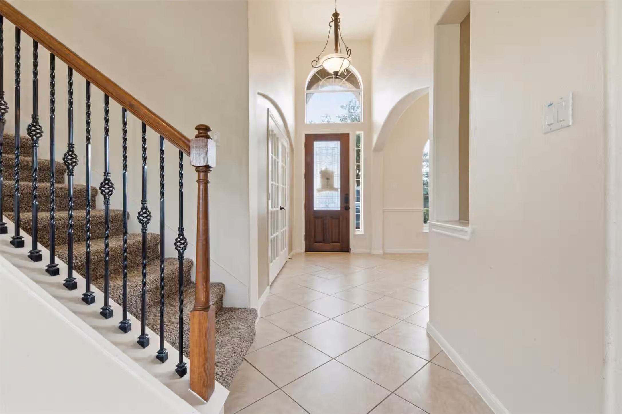 Photo 4 of 12707 Rocky Briar Lane, Tomball, TX