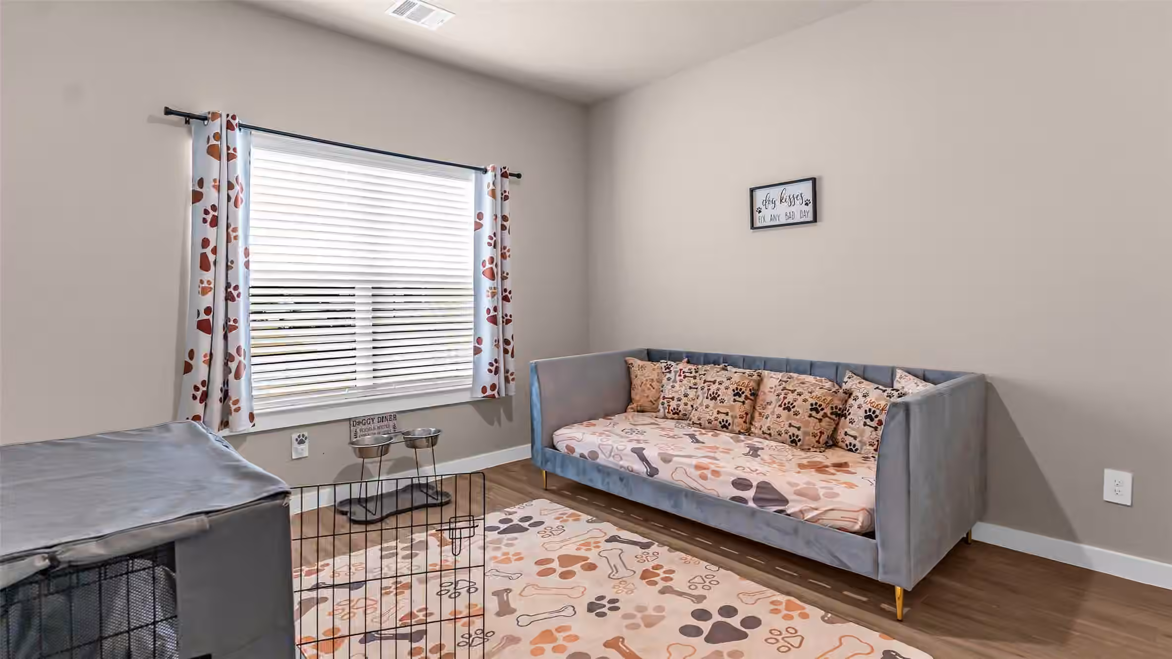 Photo 6 of 233 Mountain Knolls Lane, Willis, TX