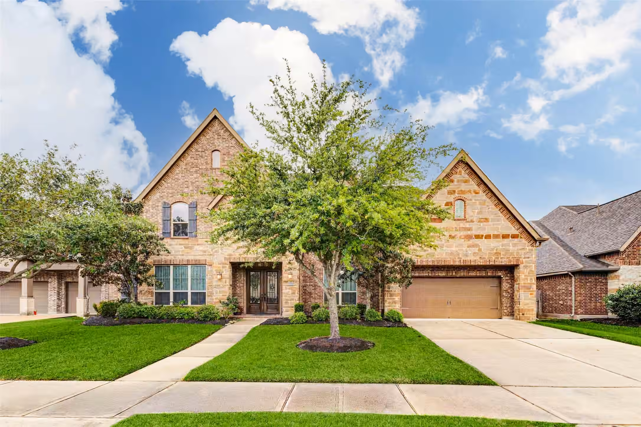 Photo 2 of 26927 Shoal Glen Lane, Katy, TX
