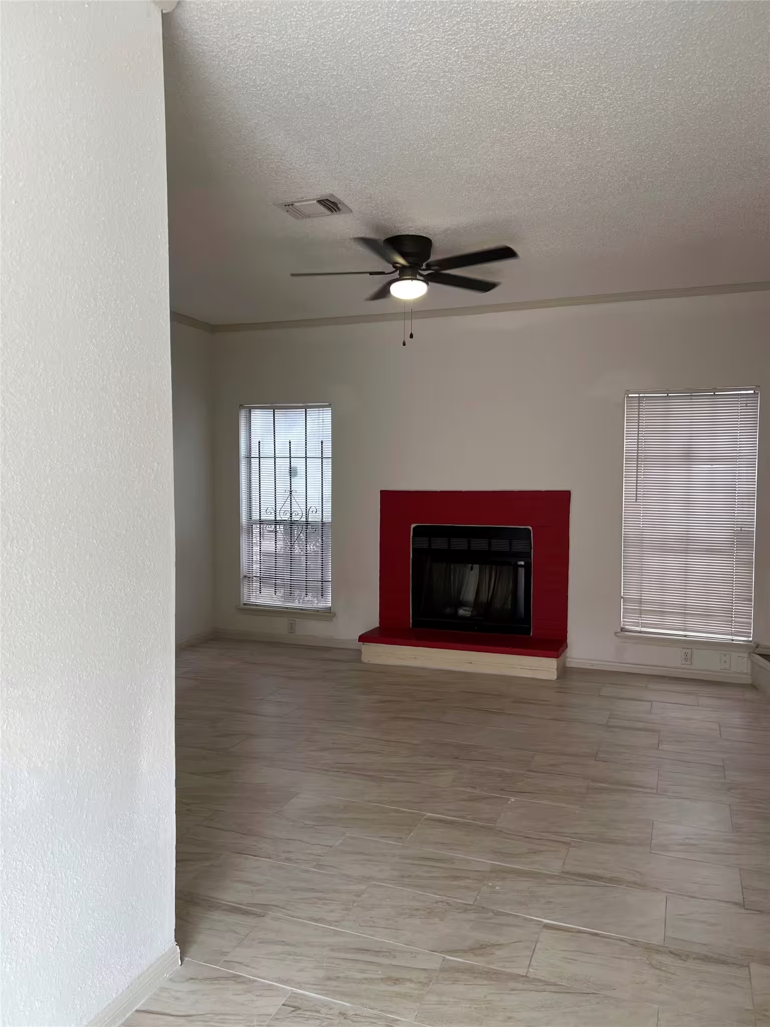 Photo 4 of 12300 Brookglade Circle 96, Houston, TX