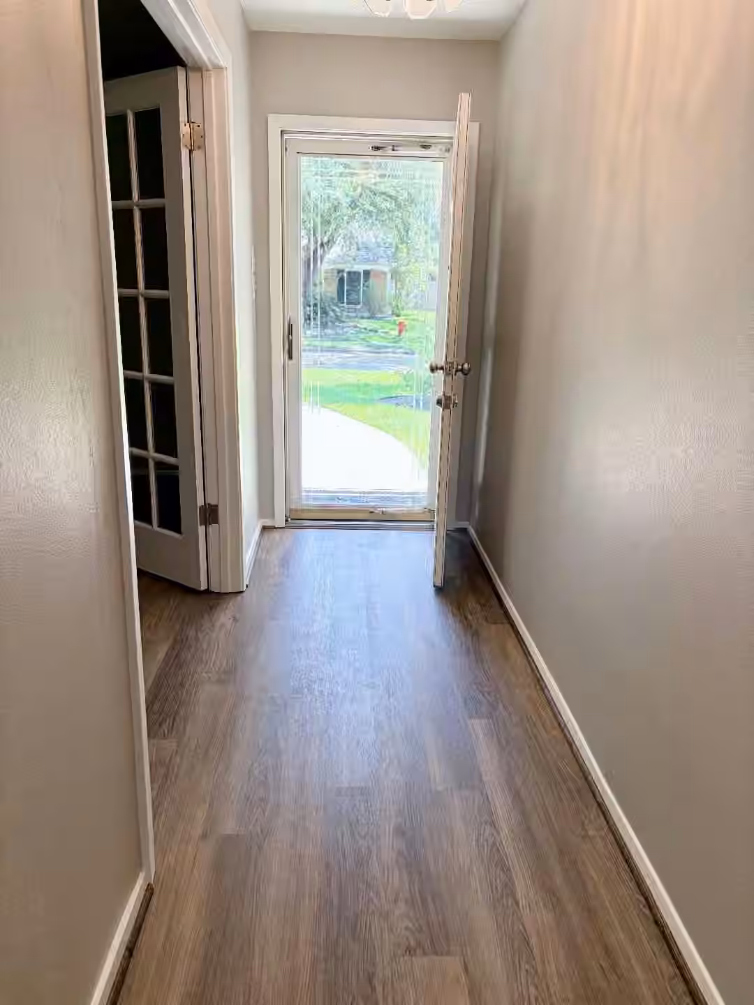 Photo 3 of 15930 Buccaneer Lane, Houston, TX