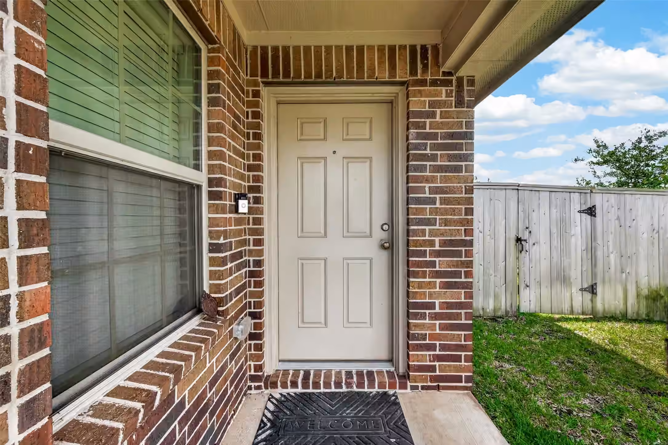 Photo 3 of 26831 Lantana Canyon Drive, Katy, TX