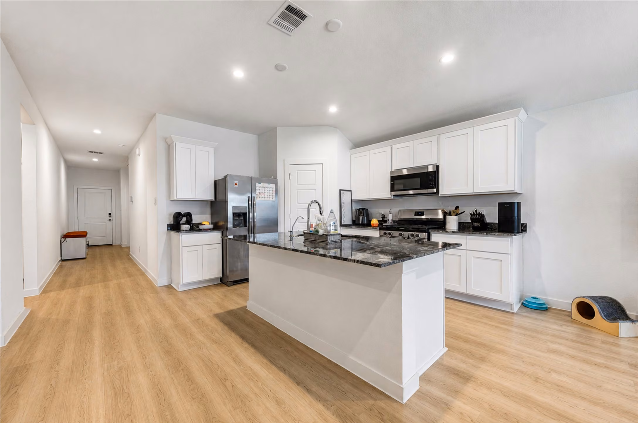 Photo 4 of 1511 Crete Island Way, Rosharon, TX