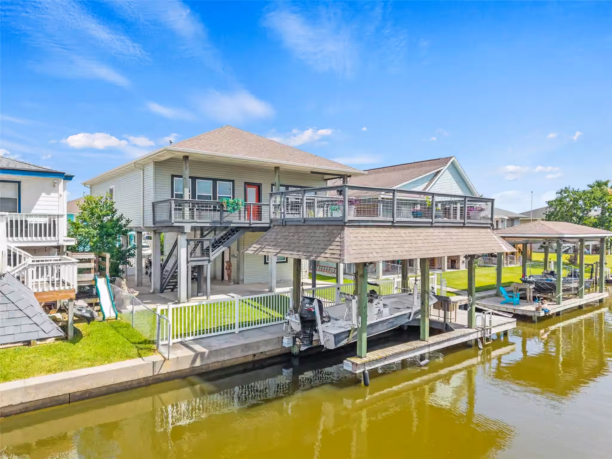 Photo 2 of 911 Bonita Street, Bayou Vista, TX