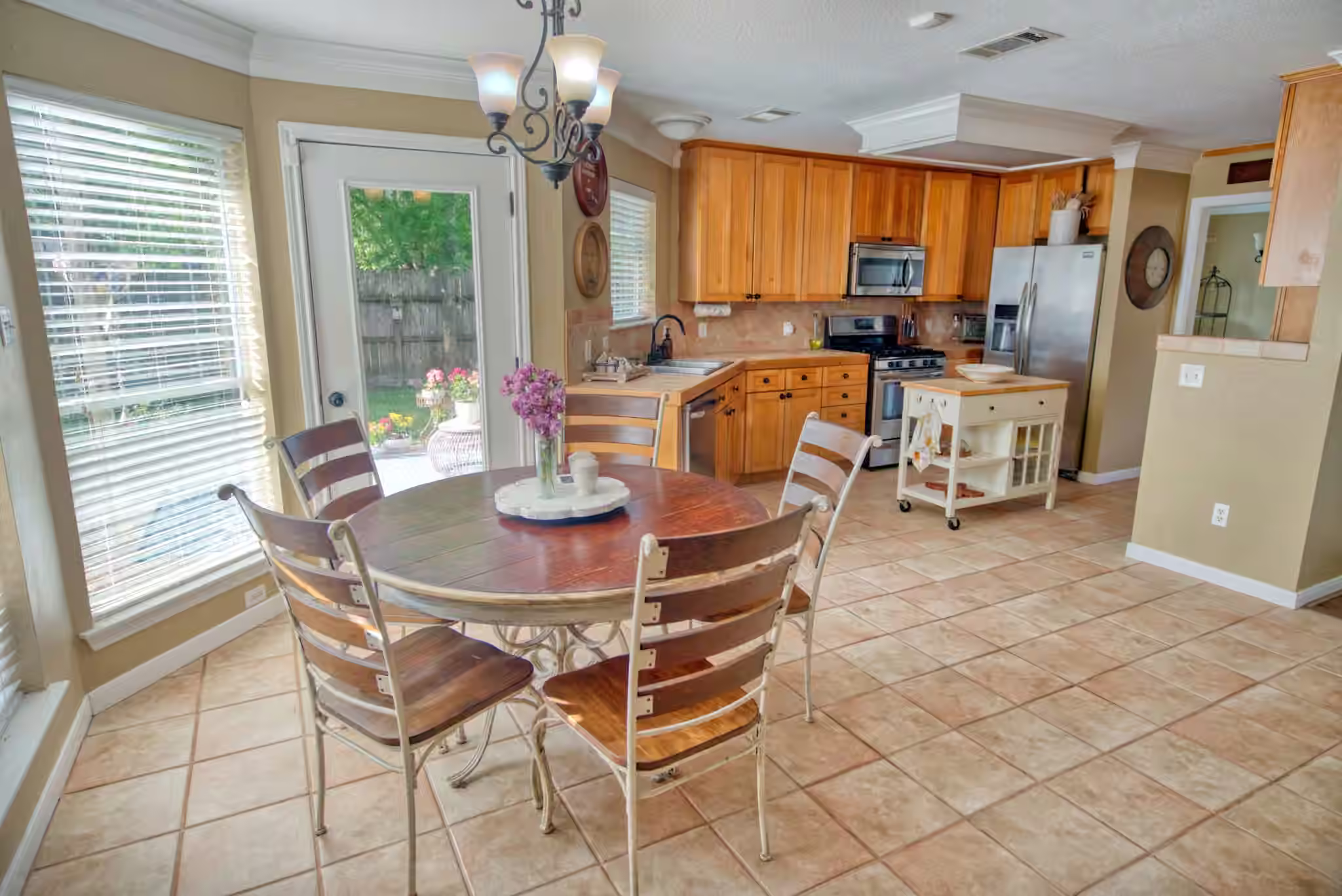 Photo 3 of 608 Prairie Lane, Angleton, TX