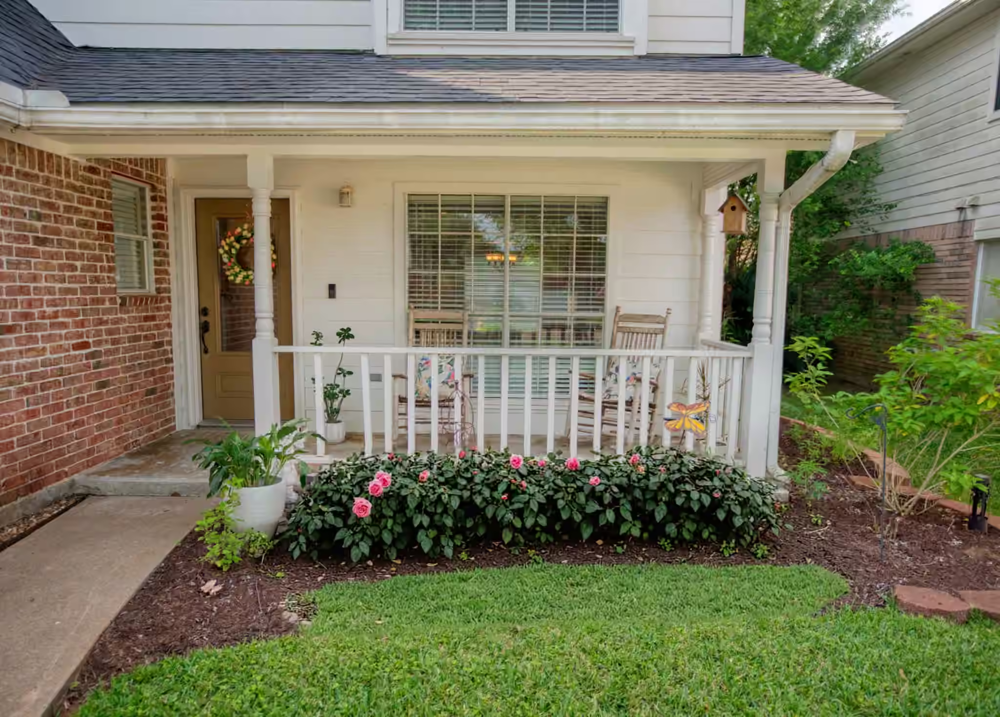 Photo 6 of 608 Prairie Lane, Angleton, TX